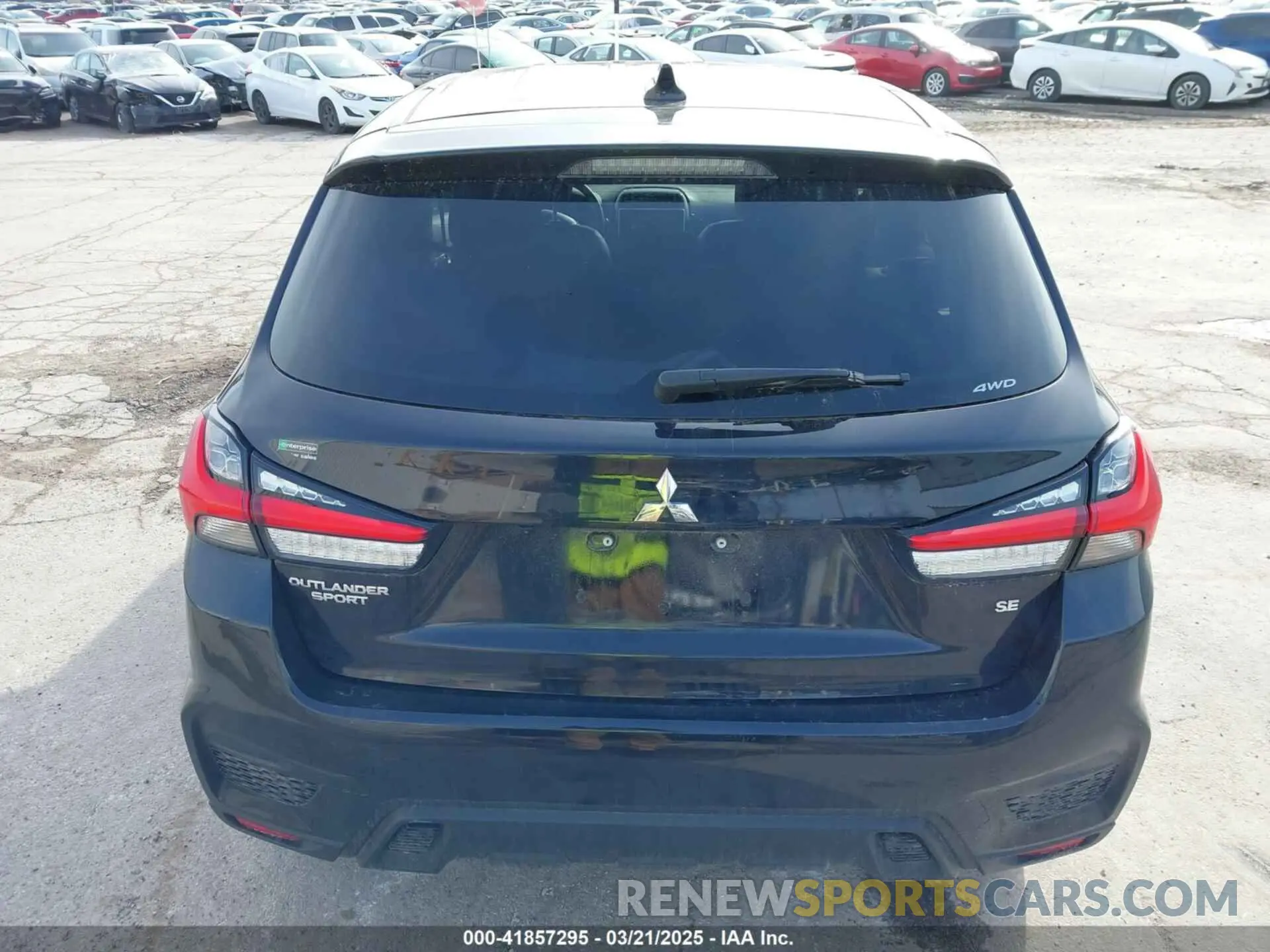16 fotografías del automóvil dañado JA4ARUAU0NU008029 MITSUBISHI OUTLANDER SPORT 2022
