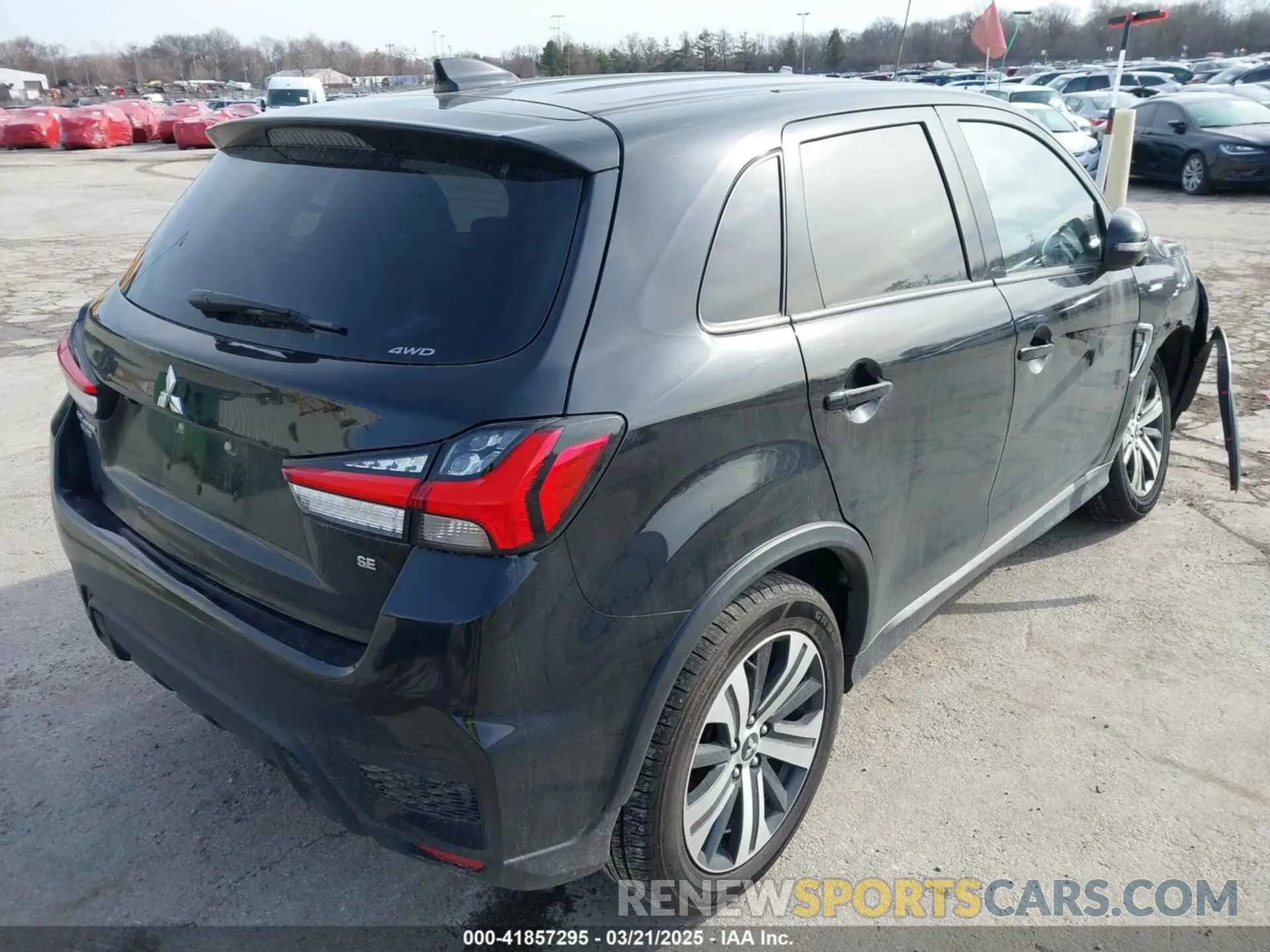 4 fotografías del automóvil dañado JA4ARUAU0NU008029 MITSUBISHI OUTLANDER SPORT 2022