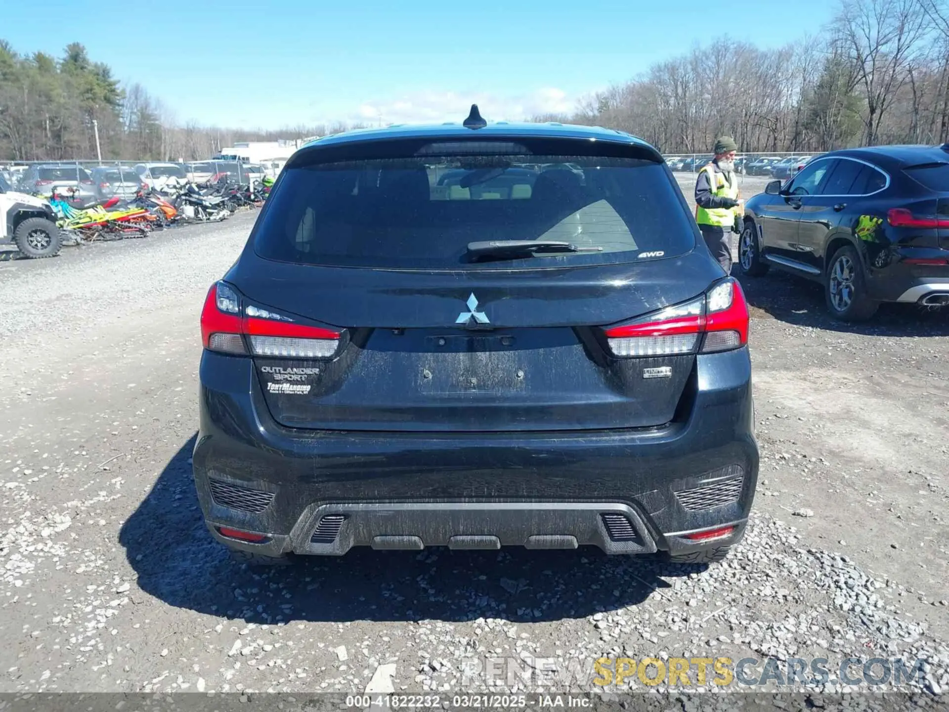 16 fotografías del automóvil dañado JA4ARUAU0NU012470 MITSUBISHI OUTLANDER SPORT 2022