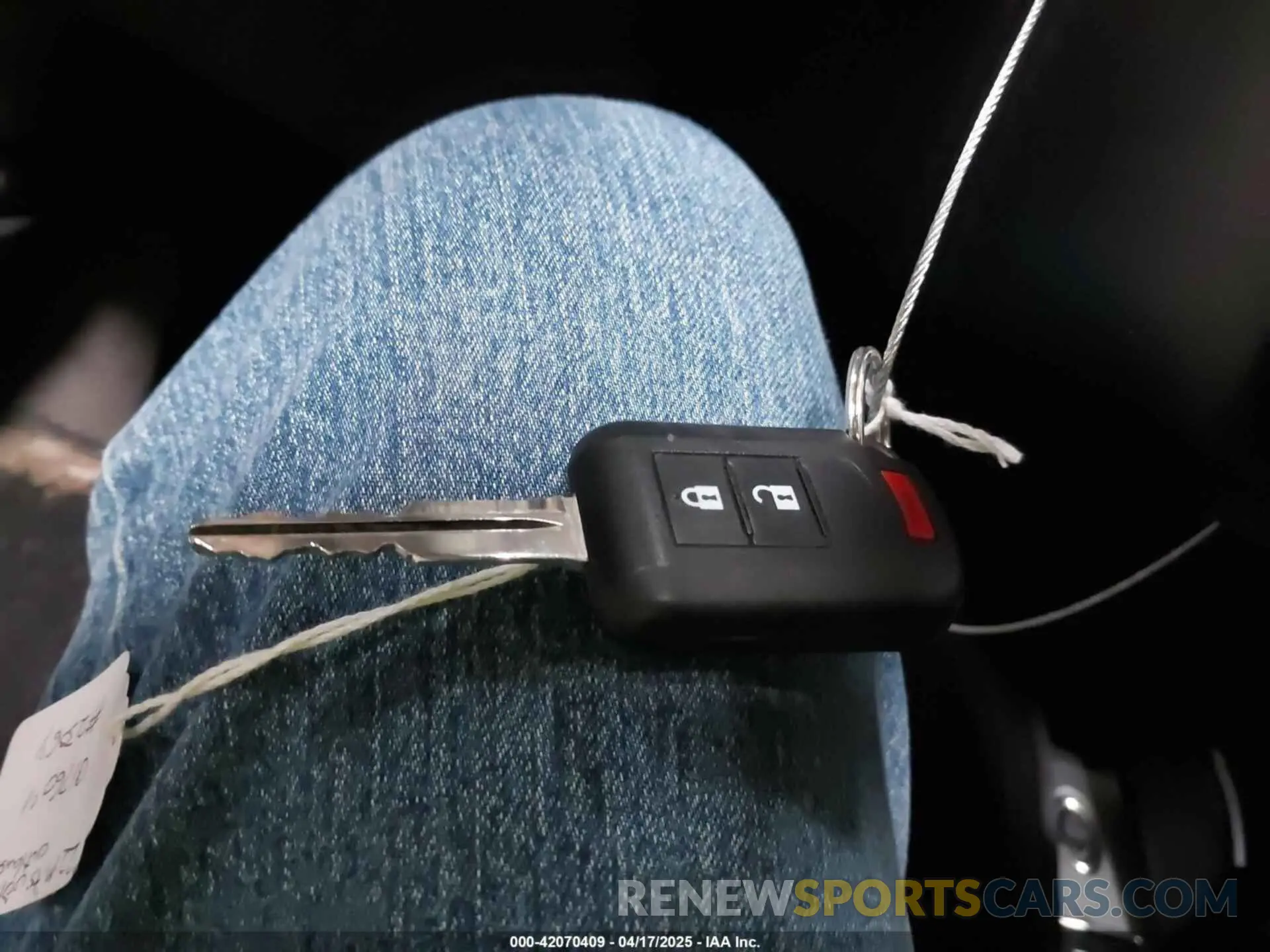 11 fotografías del automóvil dañado JA4ARUAU9NU017604 MITSUBISHI OUTLANDER SPORT 2022