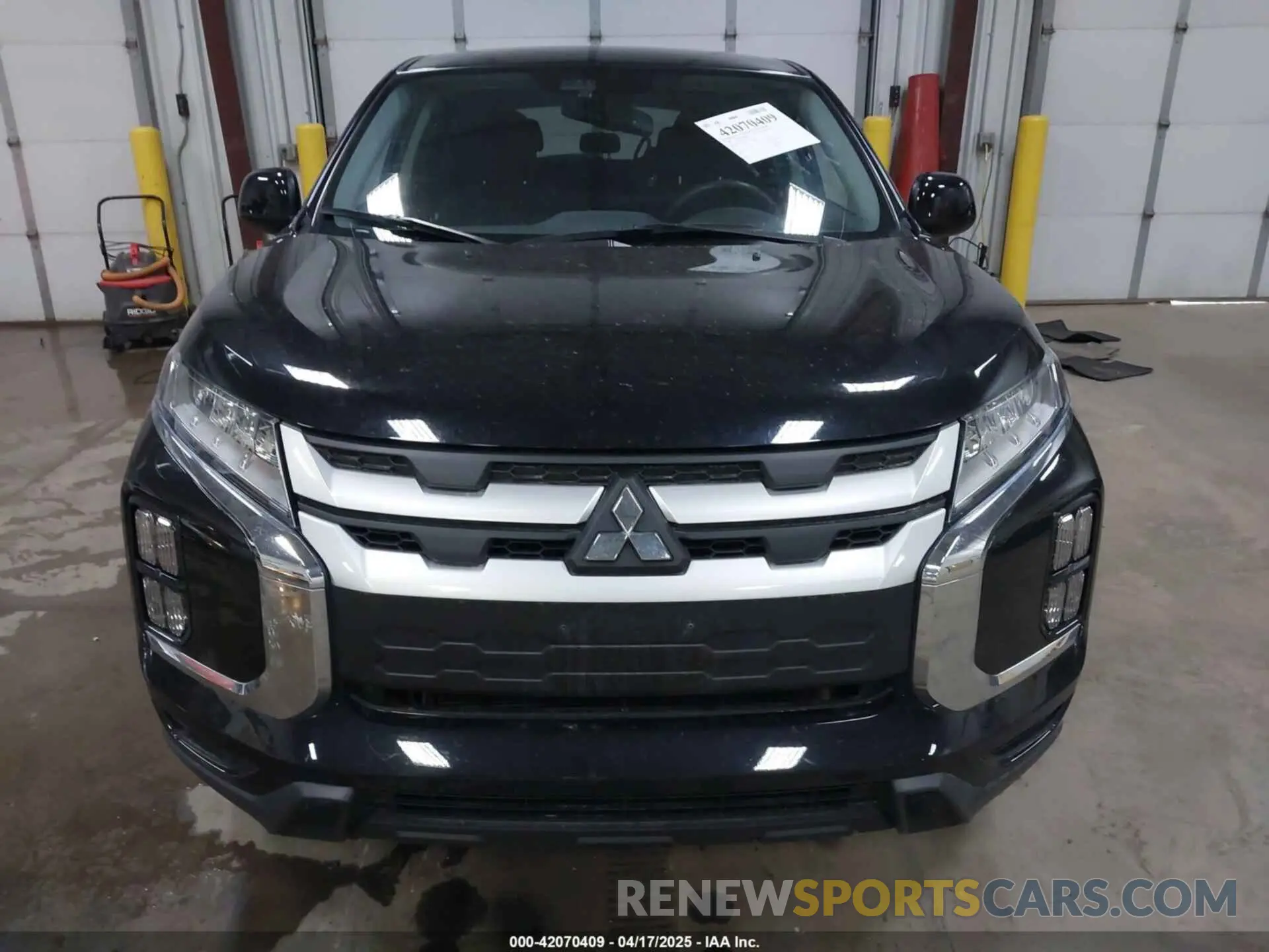 12 fotografías del automóvil dañado JA4ARUAU9NU017604 MITSUBISHI OUTLANDER SPORT 2022