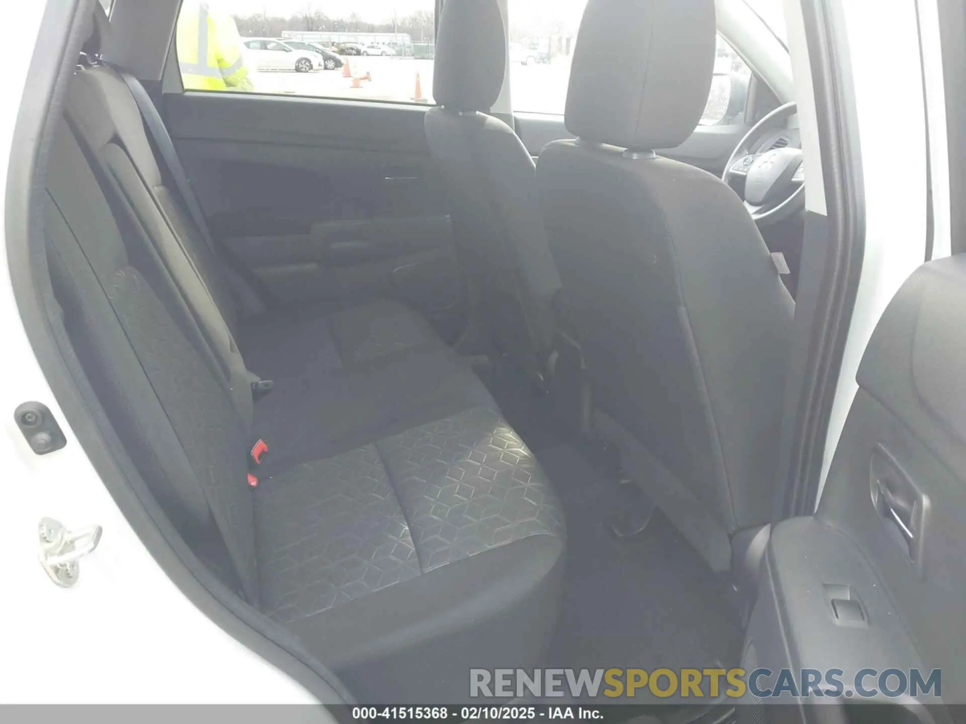 8 fotografías del automóvil dañado JA4ARUAU0PU004579 MITSUBISHI OUTLANDER SPORT 2023