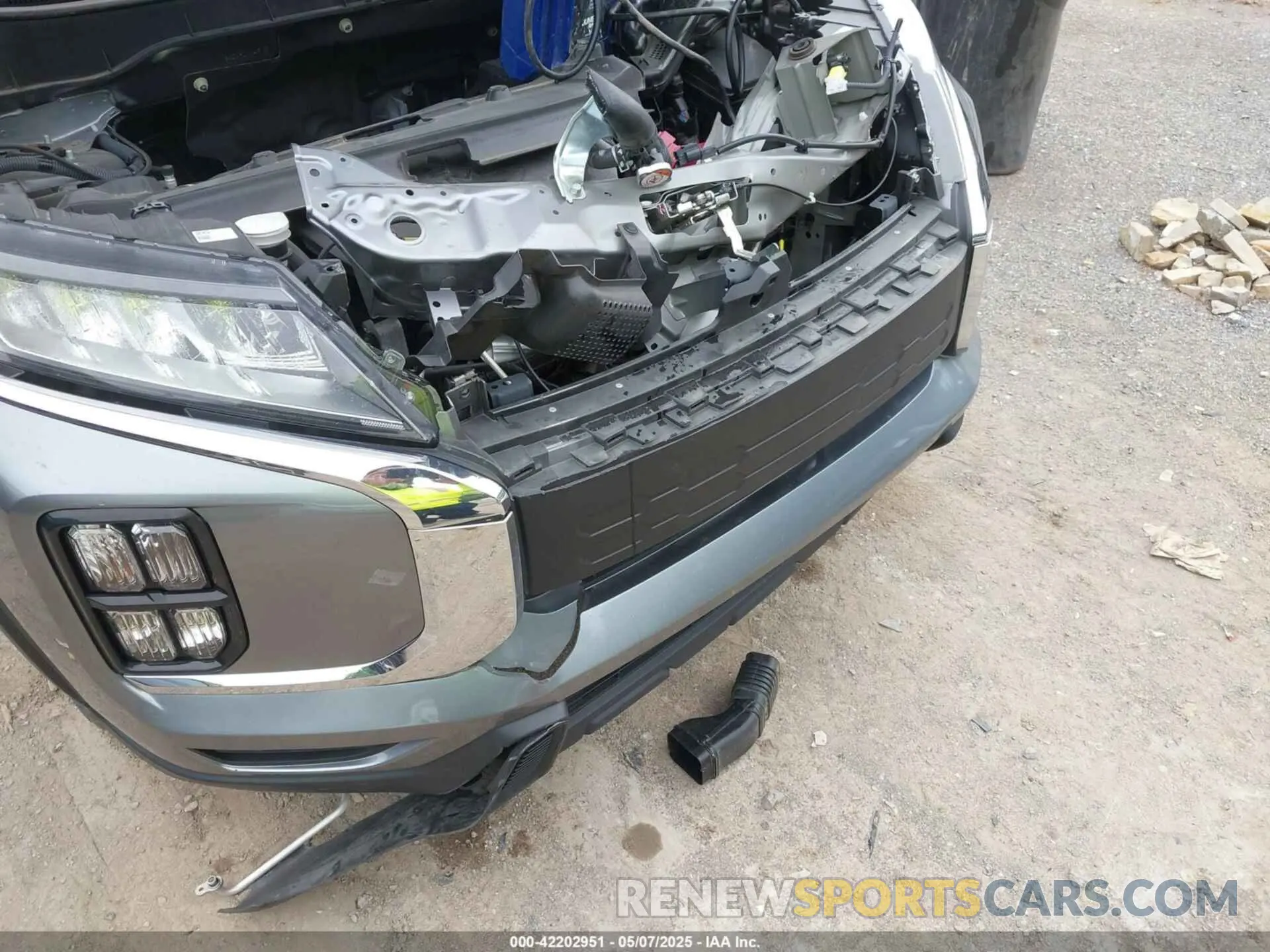 12 fotografías del automóvil dañado JA4ARUAU1PU004915 MITSUBISHI OUTLANDER SPORT 2023