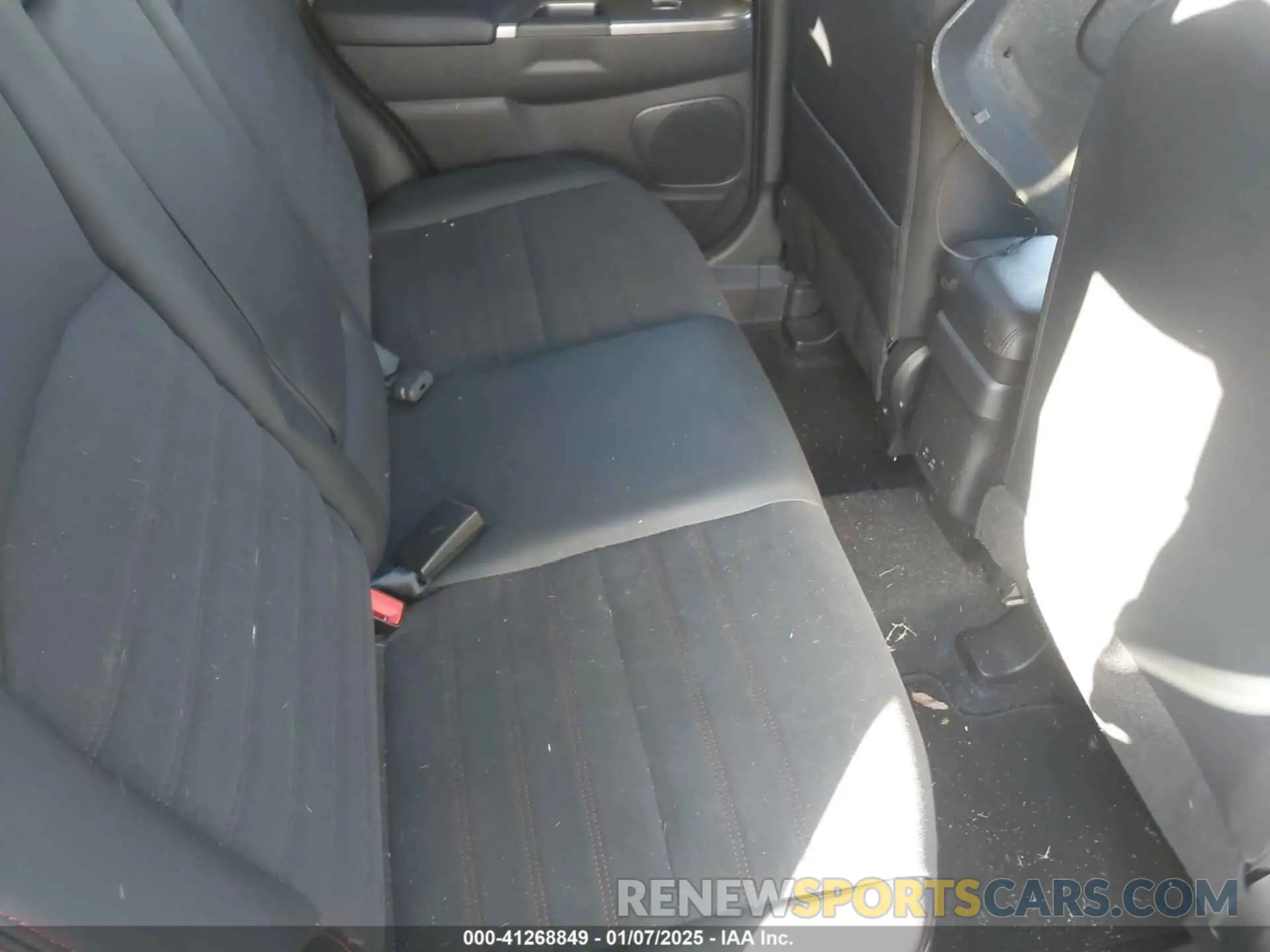 8 fotografías del automóvil dañado JA4ARUAU2PU002283 MITSUBISHI OUTLANDER SPORT 2023