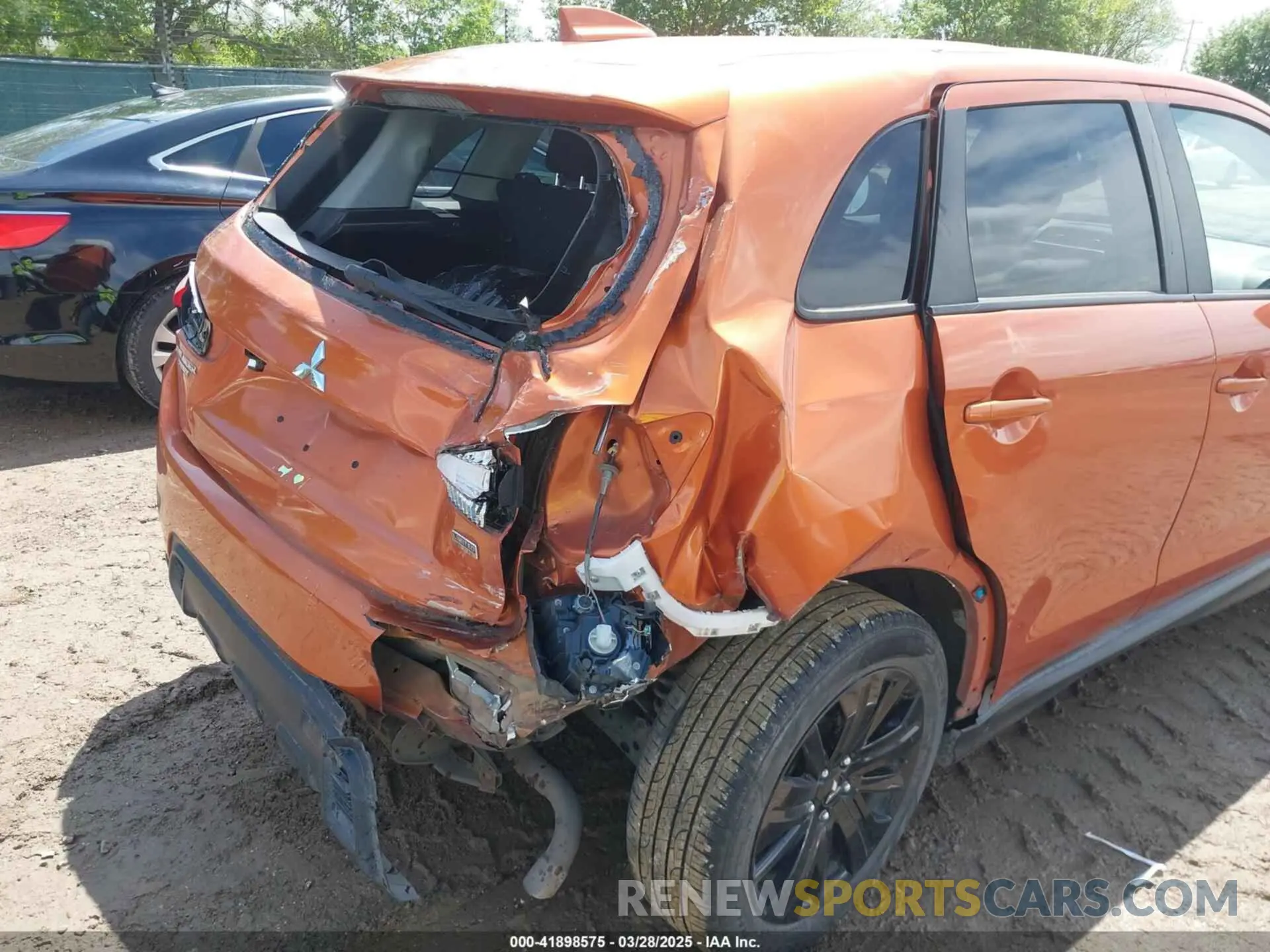6 fotografías del automóvil dañado JA4ARUAU3PU005757 MITSUBISHI OUTLANDER SPORT 2023