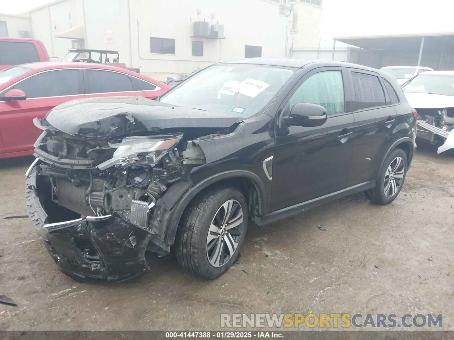 2 fotografías del automóvil dañado JA4ARUAU4PU013219 MITSUBISHI OUTLANDER SPORT 2023