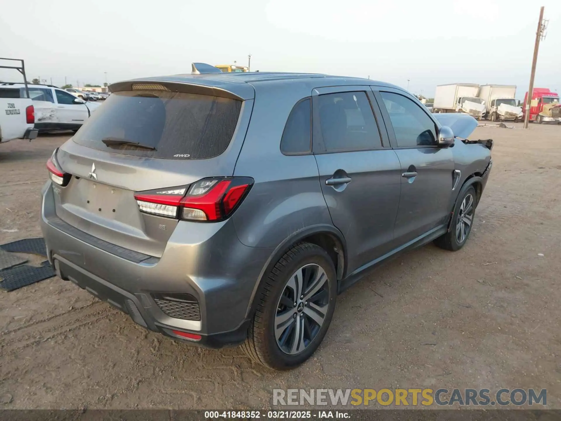 4 fotografías del automóvil dañado JA4ARUAU4PU015407 MITSUBISHI OUTLANDER SPORT 2023