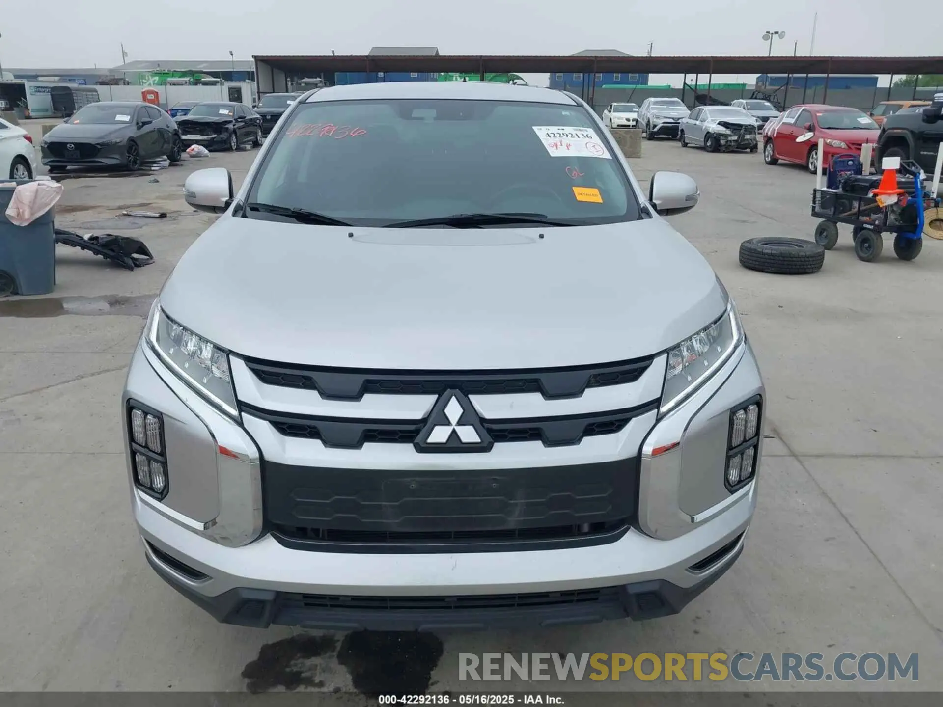 12 fotografías del automóvil dañado JA4ARUAU5PU008160 MITSUBISHI OUTLANDER SPORT 2023