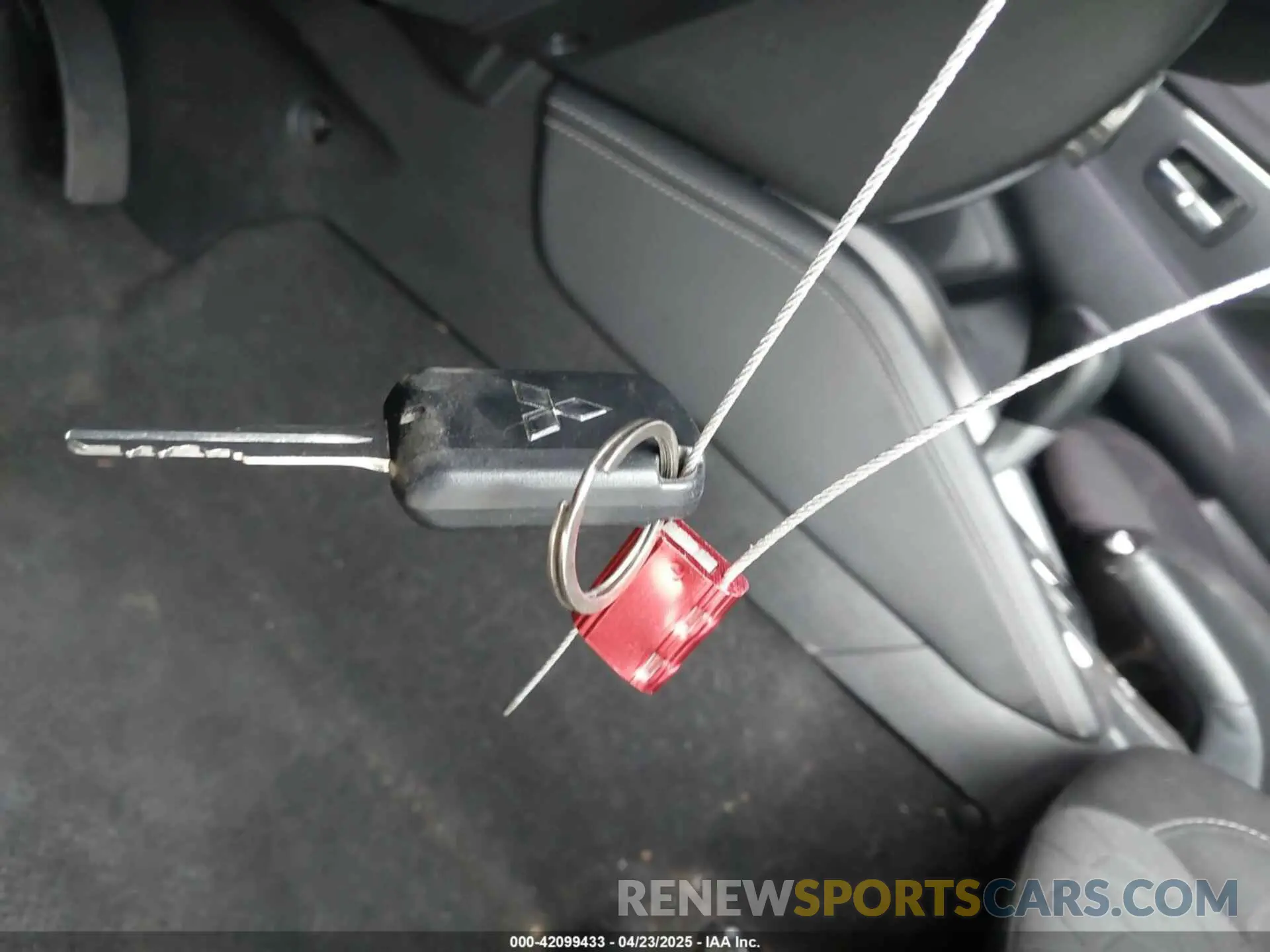 11 fotografías del automóvil dañado JA4ARUAU7PU010492 MITSUBISHI OUTLANDER SPORT 2023