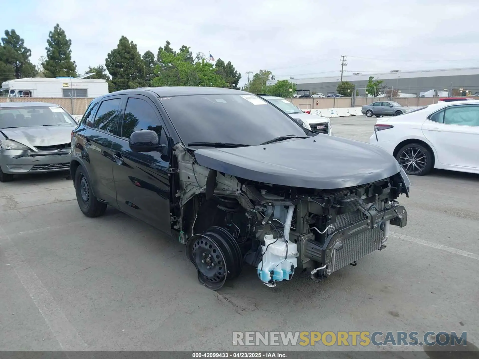 6 fotografías del automóvil dañado JA4ARUAU7PU010492 MITSUBISHI OUTLANDER SPORT 2023