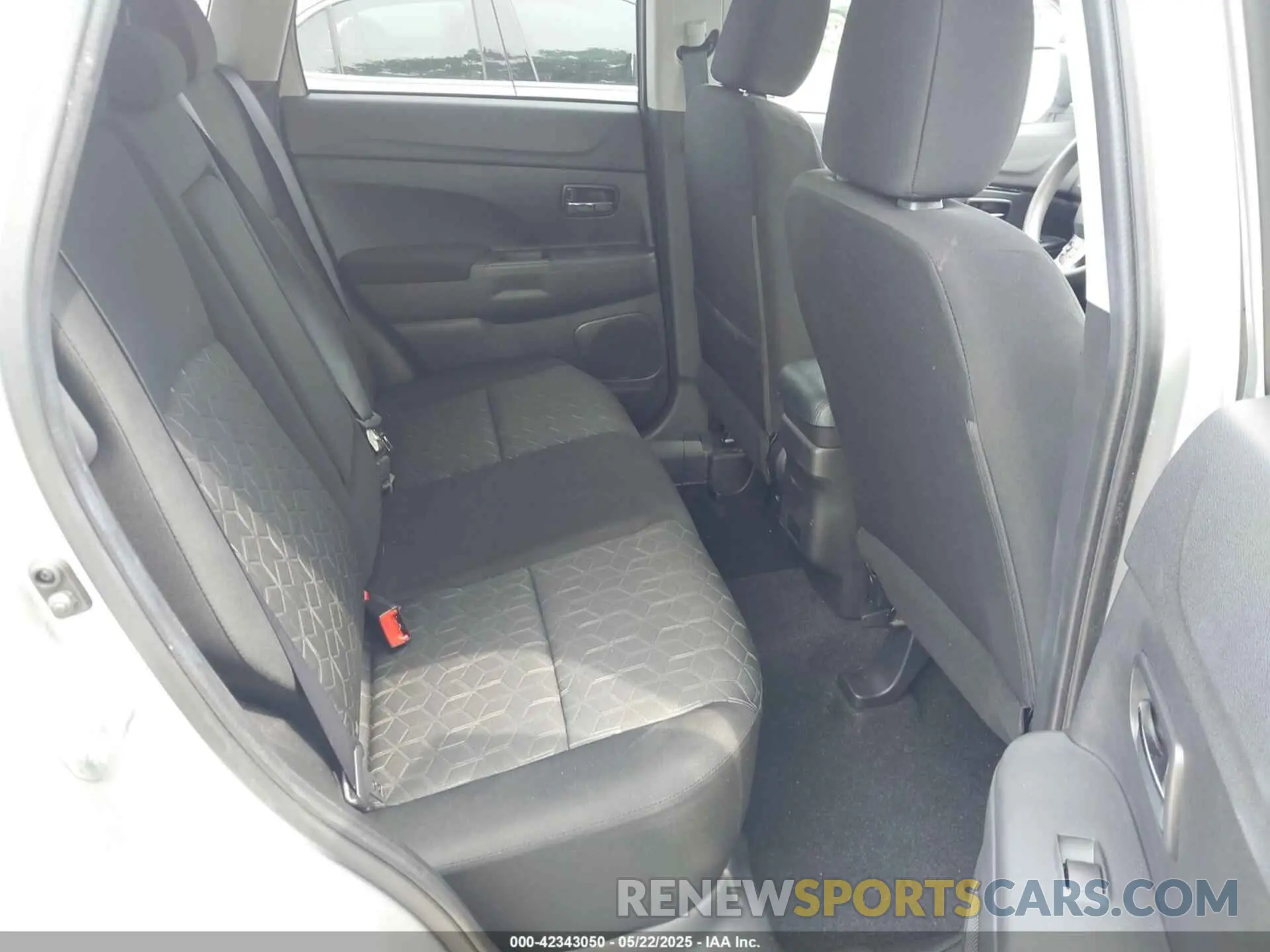 8 fotografías del automóvil dañado JA4ARUAU9PU007786 MITSUBISHI OUTLANDER SPORT 2023