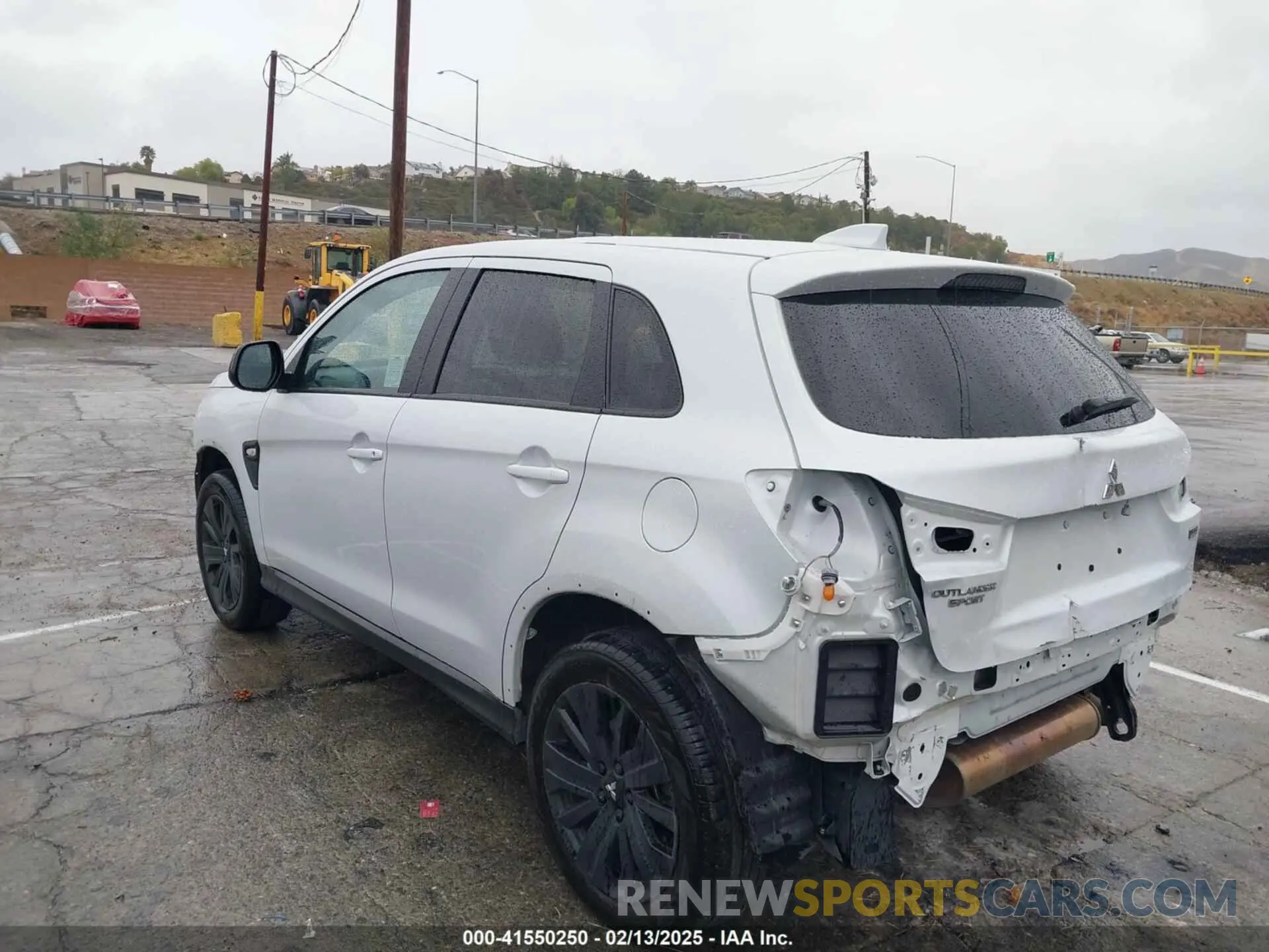 3 fotografías del automóvil dañado JA4ARUAU9PU014995 MITSUBISHI OUTLANDER SPORT 2023