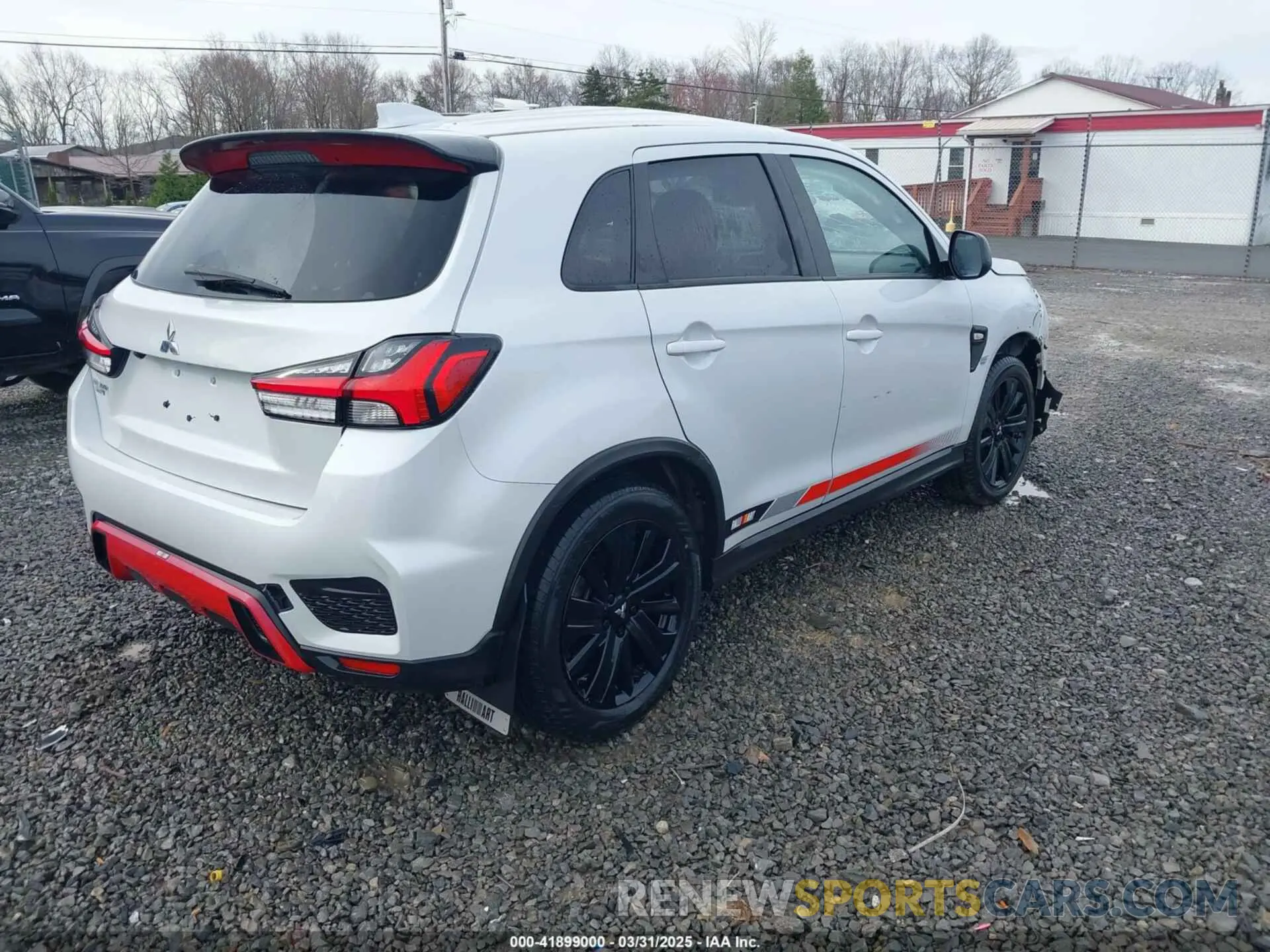4 fotografías del automóvil dañado JA4ARUAUXPU007733 MITSUBISHI OUTLANDER SPORT 2023