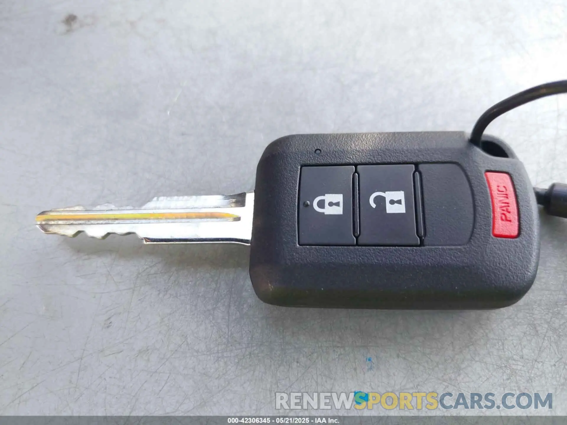11 fotografías del automóvil dañado JA4ARUAU3RU025509 MITSUBISHI OUTLANDER SPORT 2024