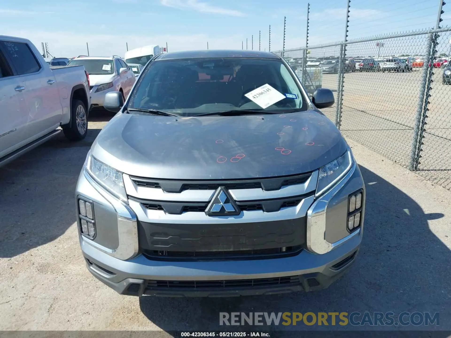 12 fotografías del automóvil dañado JA4ARUAU3RU025509 MITSUBISHI OUTLANDER SPORT 2024