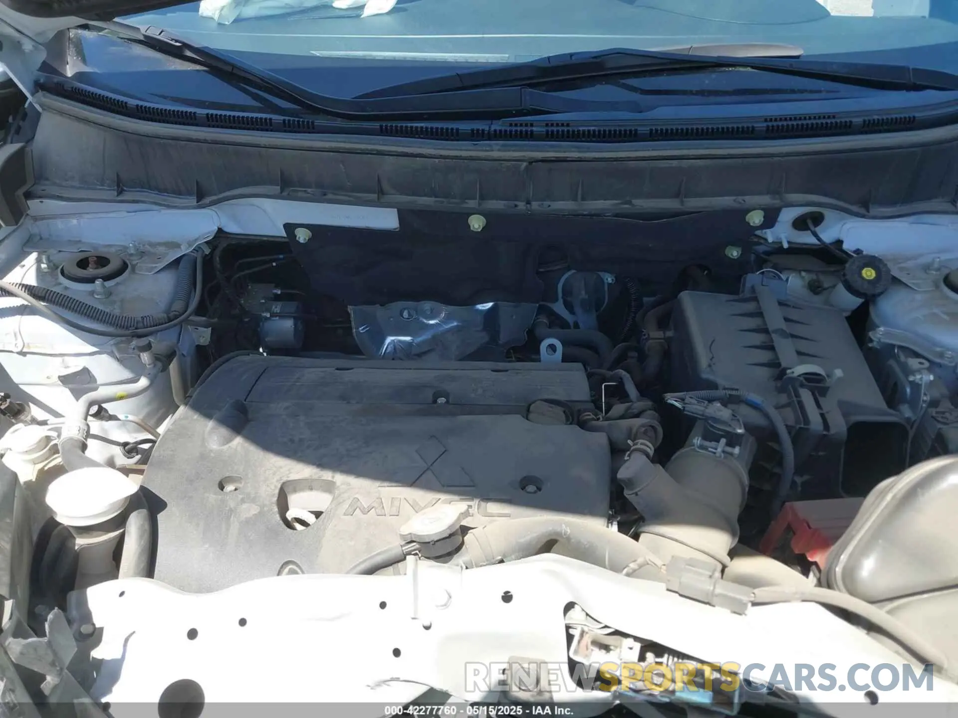 10 fotografías del automóvil dañado JA4ARUAU4RU005267 MITSUBISHI OUTLANDER SPORT 2024