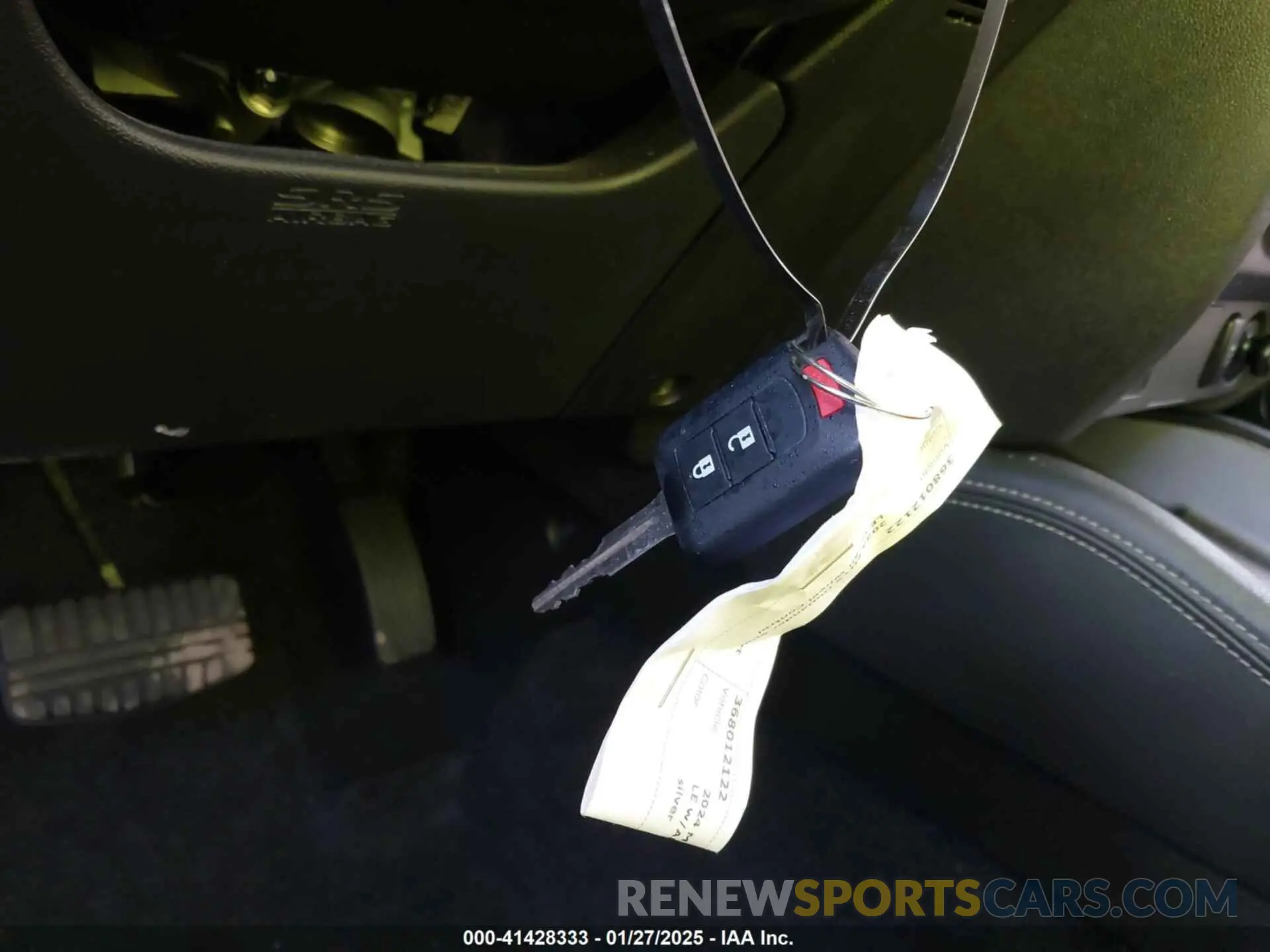 11 fotografías del automóvil dañado JA4ARUAU4RU007455 MITSUBISHI OUTLANDER SPORT 2024