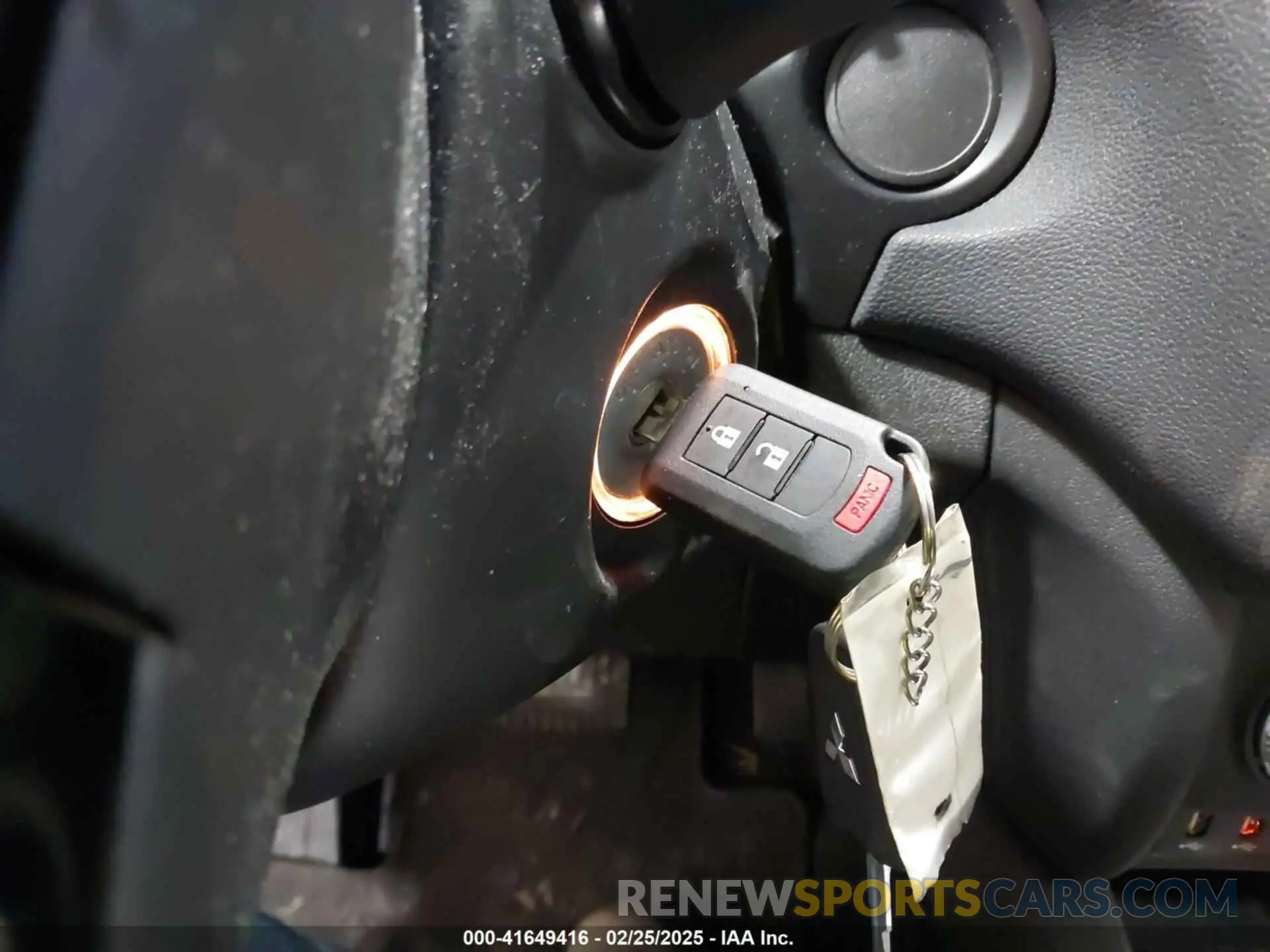11 fotografías del automóvil dañado JA4ARUAU4RU012462 MITSUBISHI OUTLANDER SPORT 2024