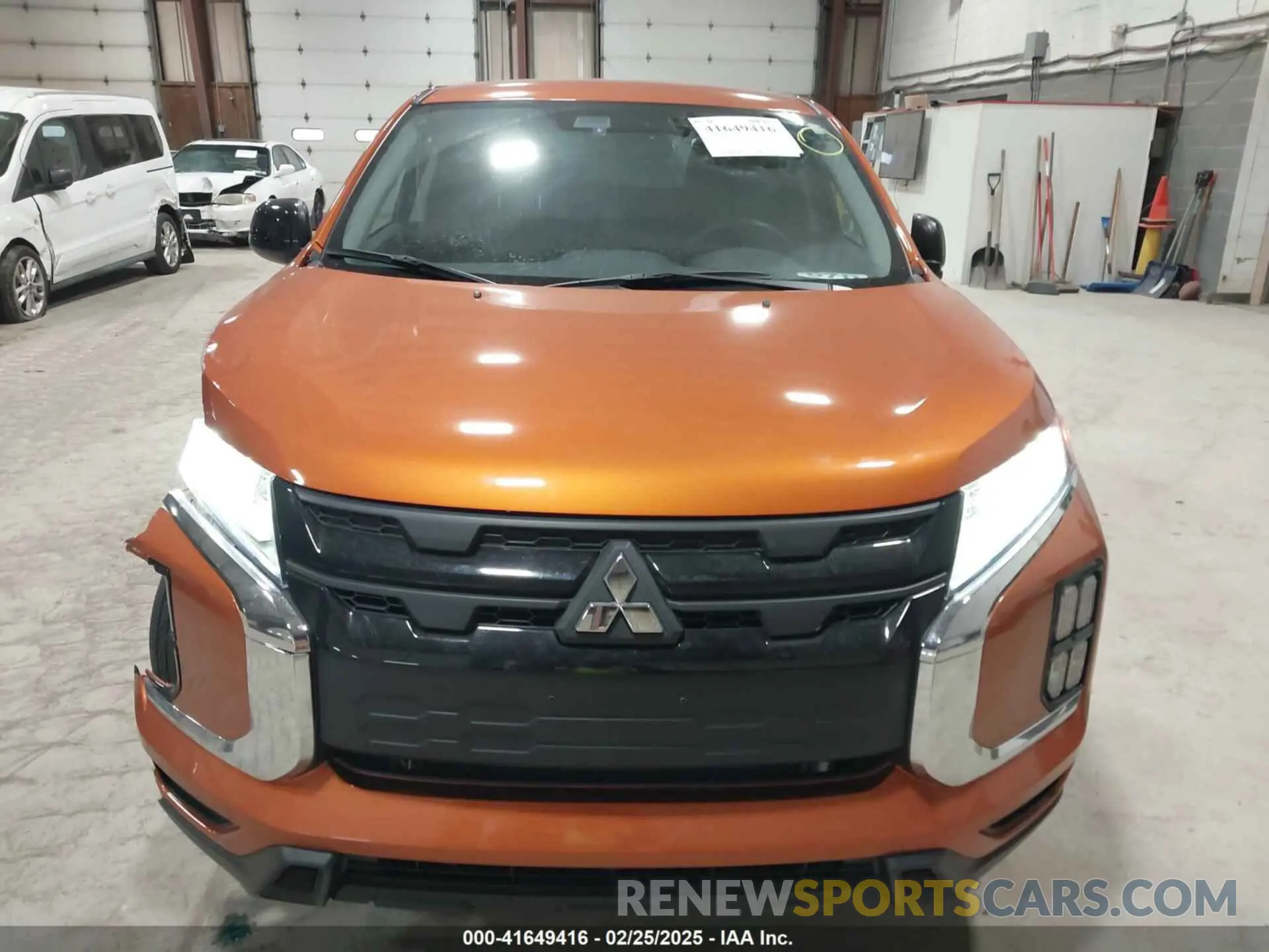 13 fotografías del automóvil dañado JA4ARUAU4RU012462 MITSUBISHI OUTLANDER SPORT 2024