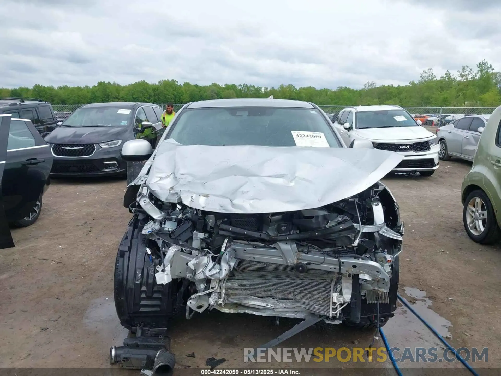 12 fotografías del automóvil dañado JA4ARUAU5RU005939 MITSUBISHI OUTLANDER SPORT 2024