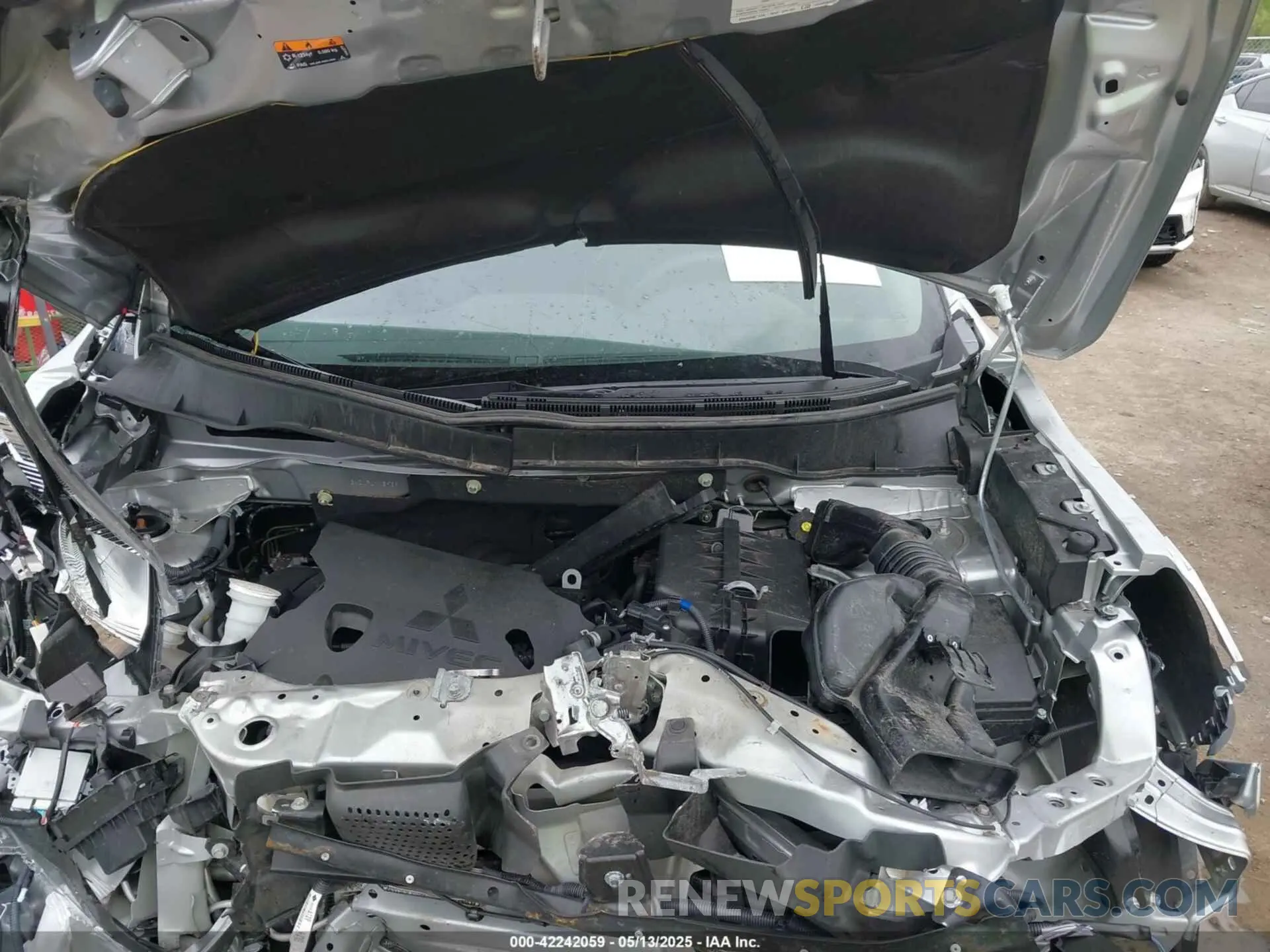 9 fotografías del automóvil dañado JA4ARUAU5RU005939 MITSUBISHI OUTLANDER SPORT 2024