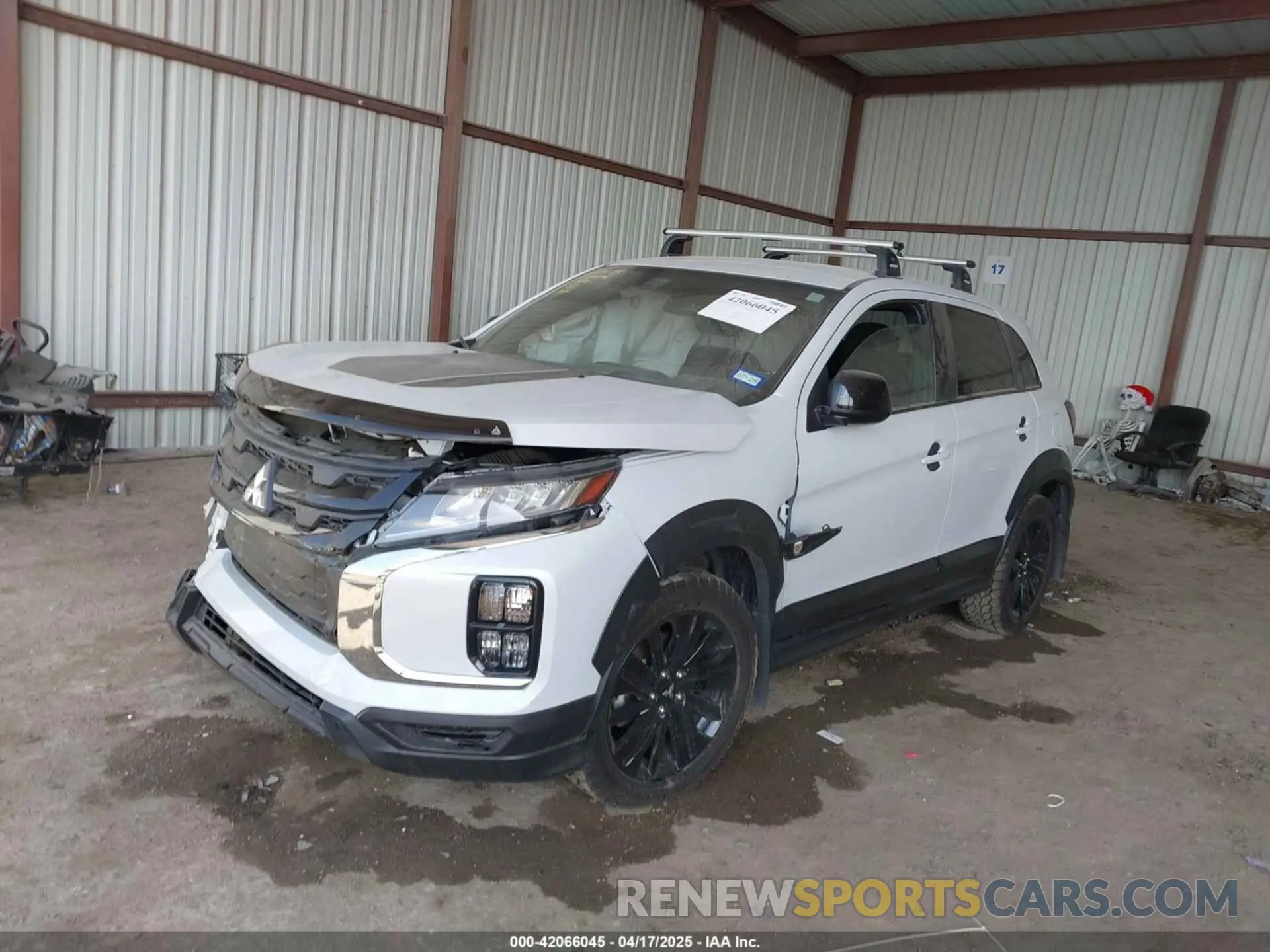 2 fotografías del automóvil dañado JA4ARUAU6RU005206 MITSUBISHI OUTLANDER SPORT 2024