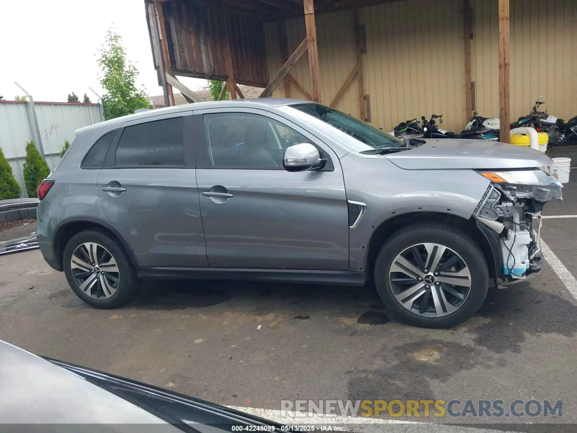 14 fotografías del automóvil dañado JA4ARUAU6RU013578 MITSUBISHI OUTLANDER SPORT 2024