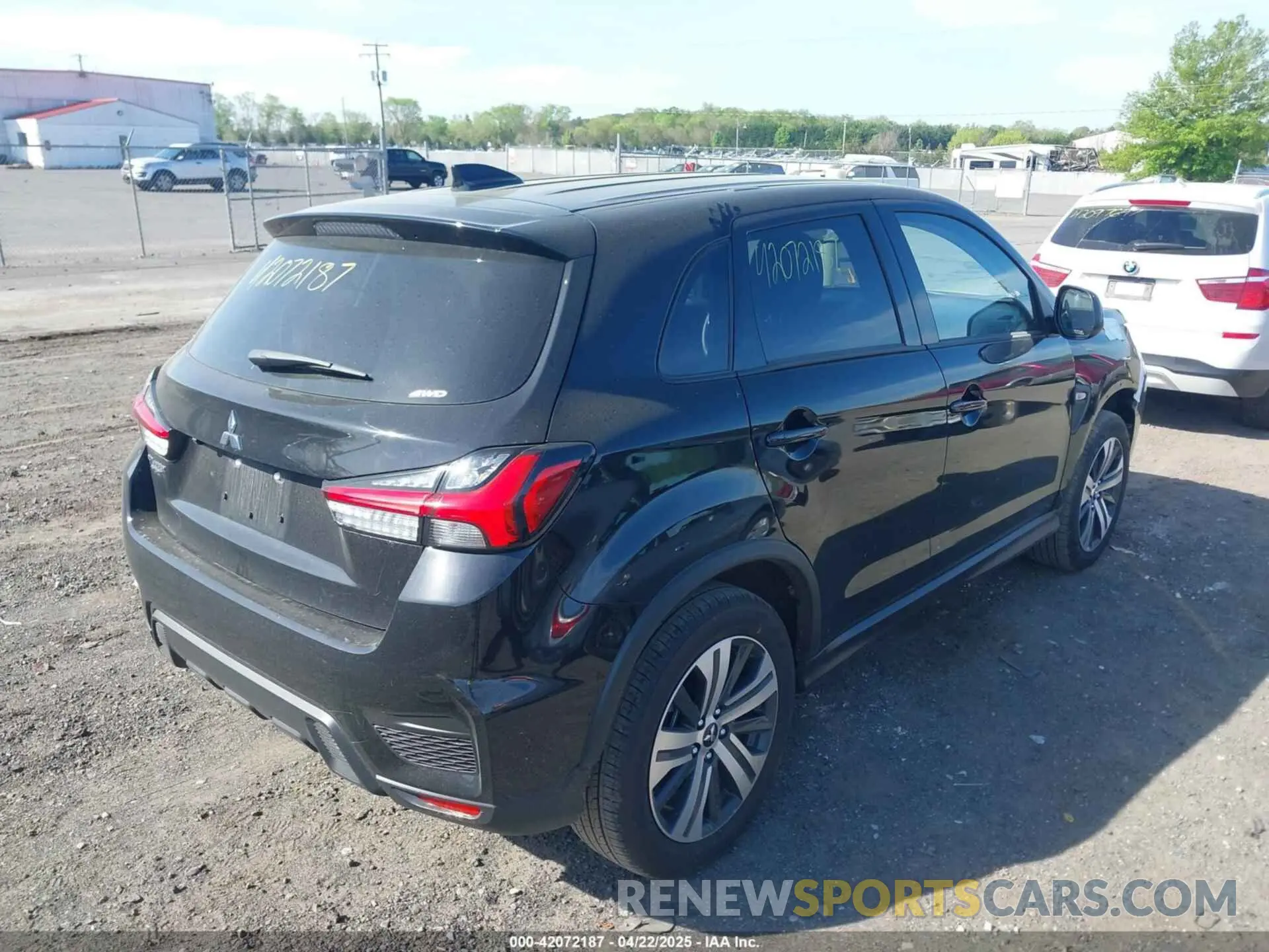 4 fotografías del automóvil dañado JA4ARUAU6RU025195 MITSUBISHI OUTLANDER SPORT 2024