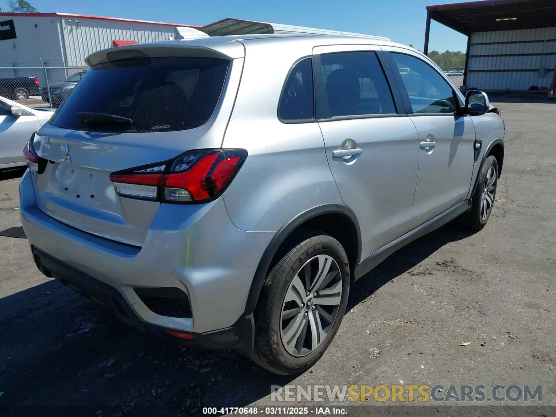 4 fotografías del automóvil dañado JA4ARUAUXRU023286 MITSUBISHI OUTLANDER SPORT 2024