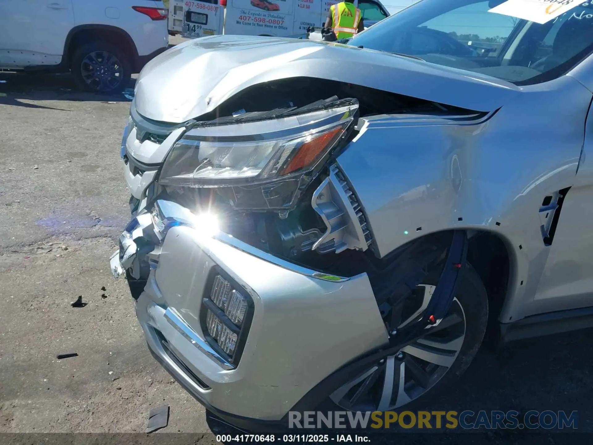 6 fotografías del automóvil dañado JA4ARUAUXRU023286 MITSUBISHI OUTLANDER SPORT 2024