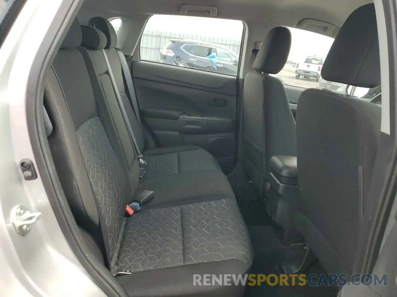 11 fotografías del automóvil dañado JA4AHUAU3NU604562 MITSUBISHI RVR ES 2022