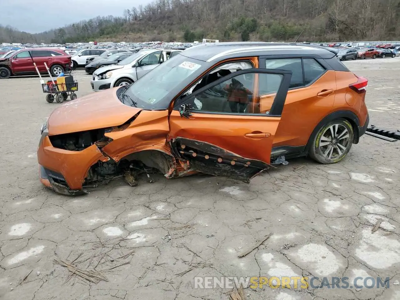 1 fotografías del automóvil dañado 3N1CP5CU5KL559993 NISSAN 200SX 2019