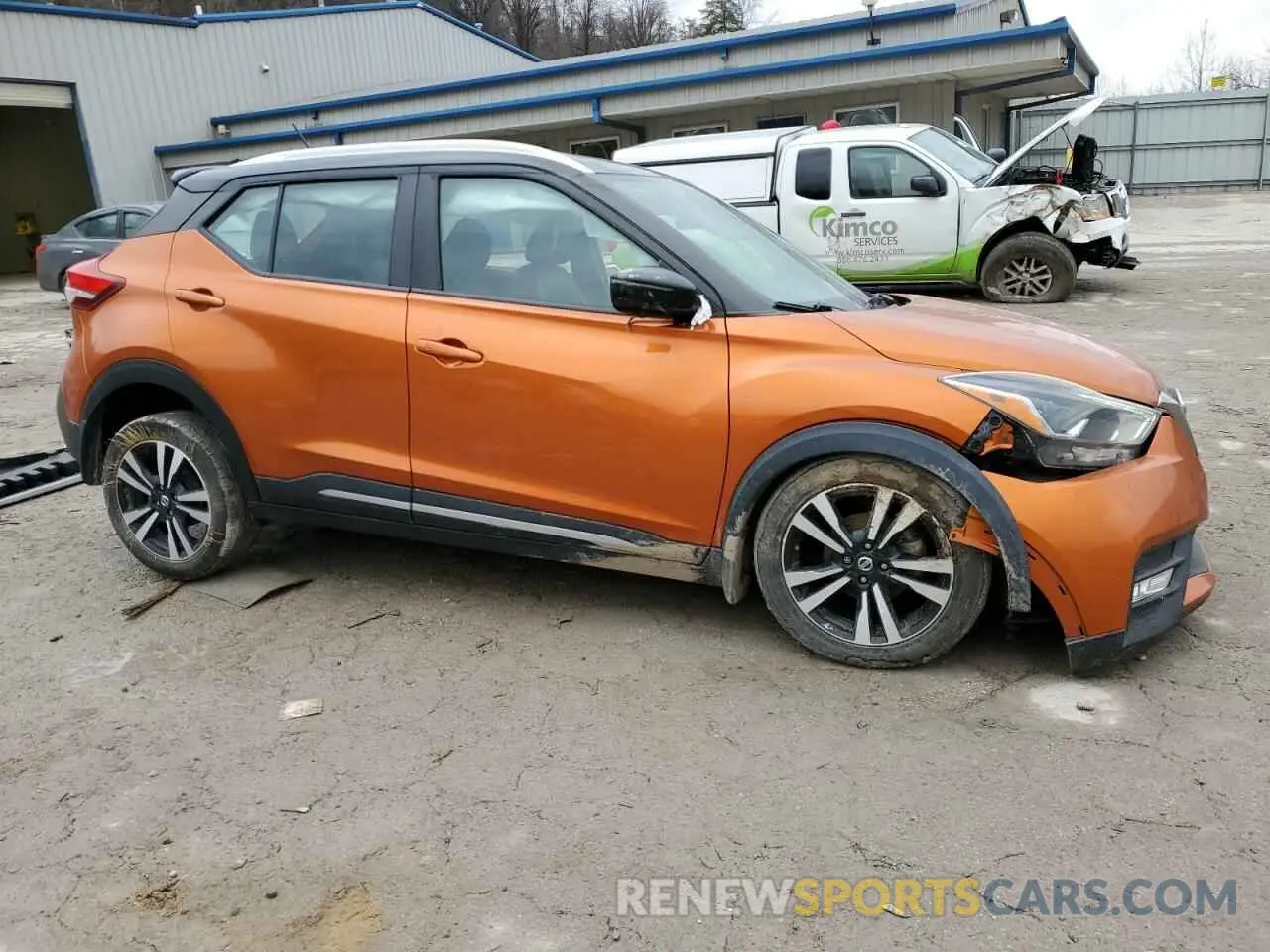 4 fotografías del automóvil dañado 3N1CP5CU5KL559993 NISSAN 200SX 2019