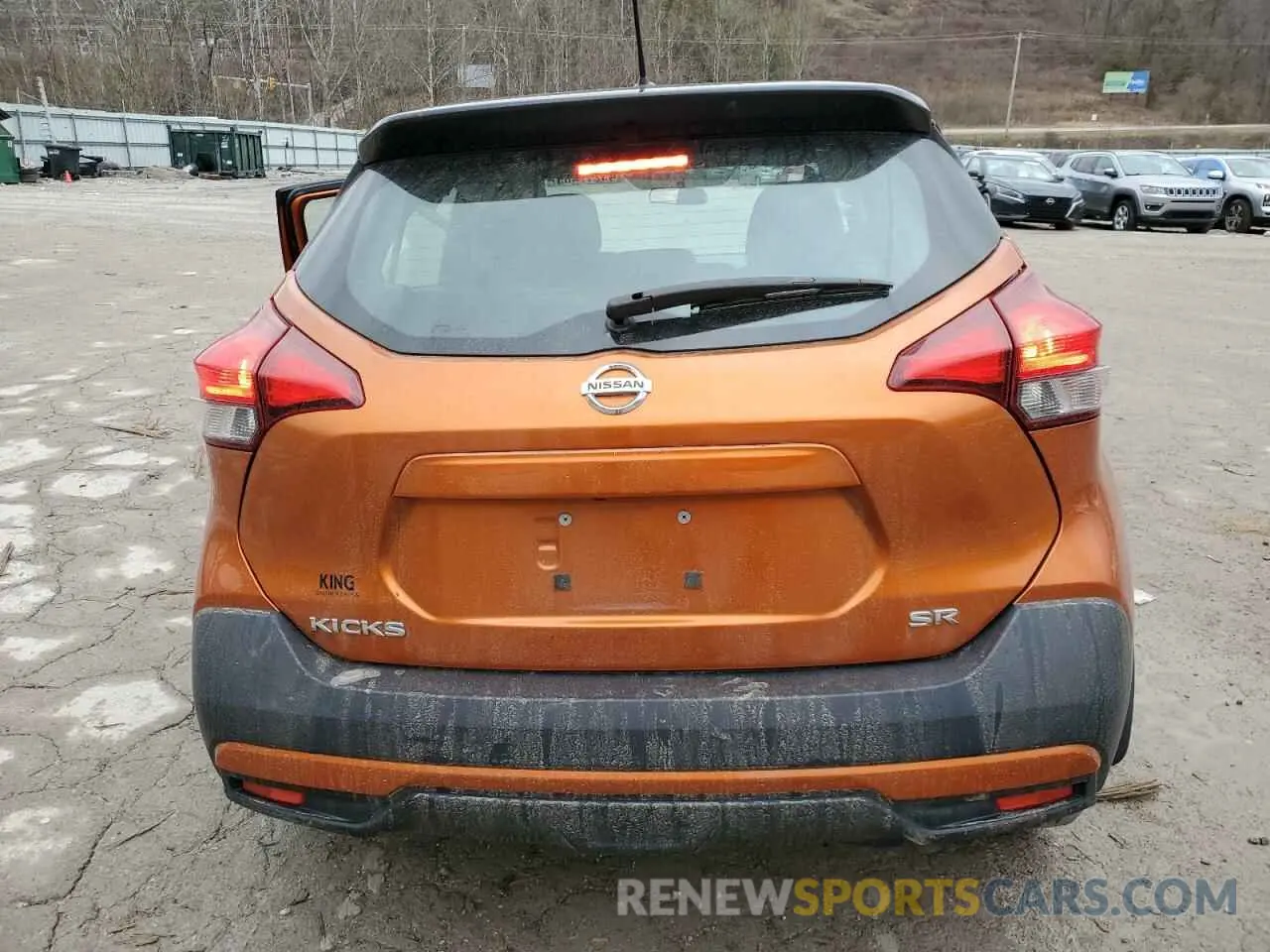 6 fotografías del automóvil dañado 3N1CP5CU5KL559993 NISSAN 200SX 2019