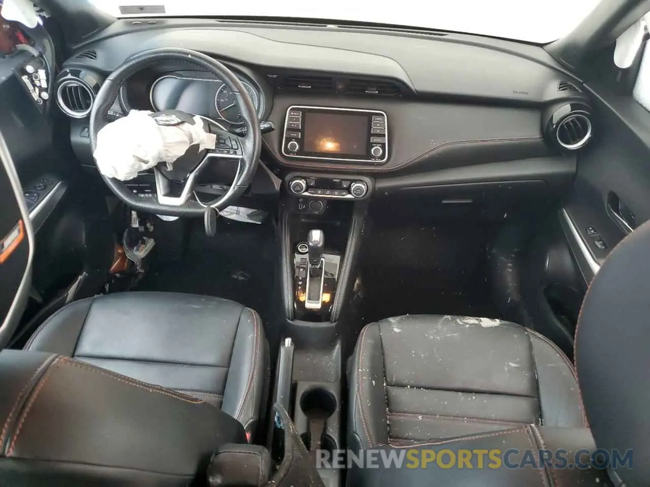 8 fotografías del automóvil dañado 3N1CP5CU5KL559993 NISSAN 200SX 2019