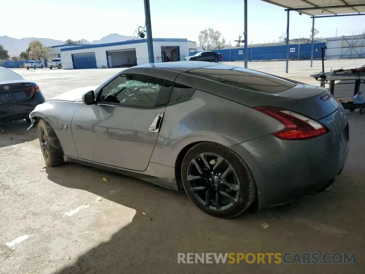 2 fotografías del automóvil dañado JN1AZ4EH0LM820451 NISSAN 370Z 2020