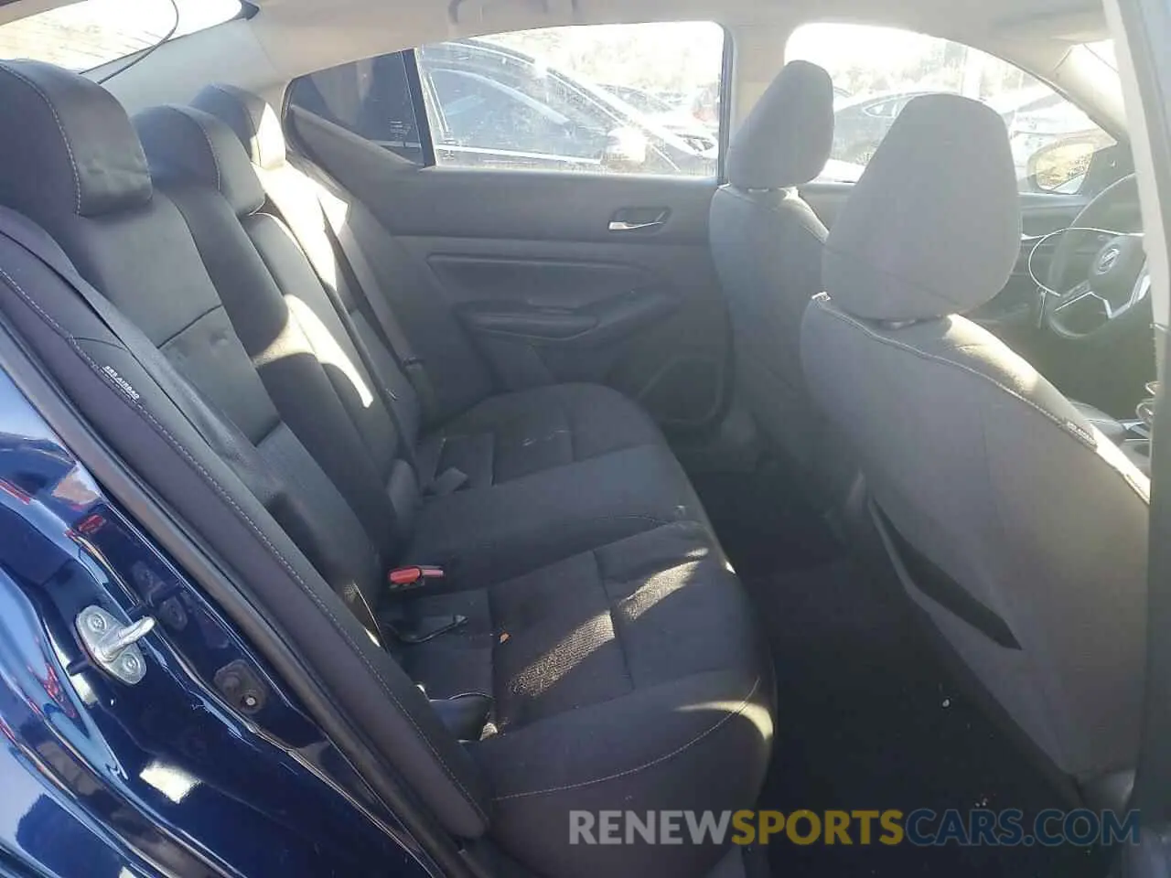 10 fotografías del automóvil dañado 1N4BL4BV0KC132151 NISSAN ALTIMA 2019
