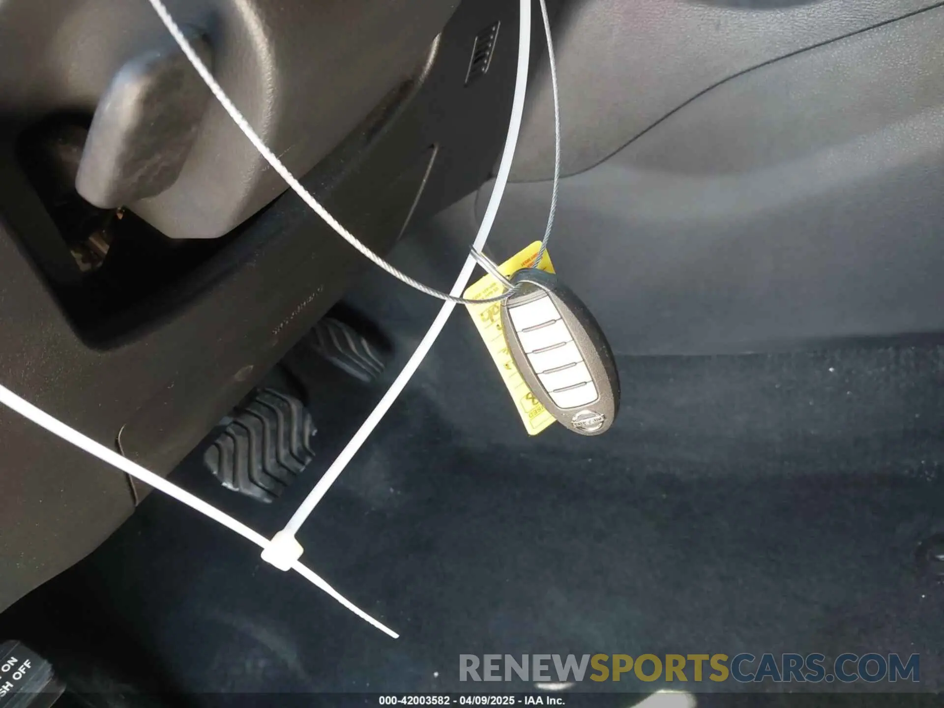 11 fotografías del automóvil dañado 1N4BL4BV0KC165604 NISSAN ALTIMA 2019