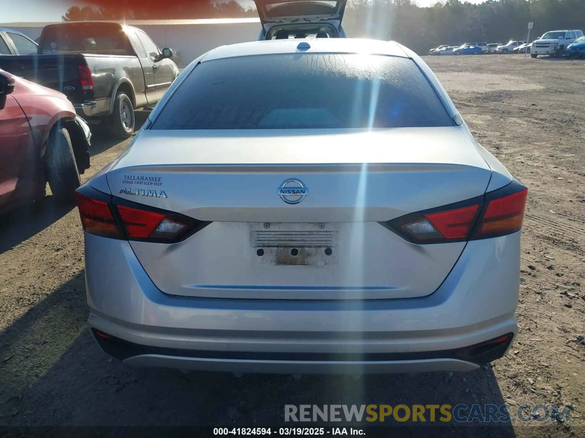 16 fotografías del automóvil dañado 1N4BL4BV0KC186887 NISSAN ALTIMA 2019