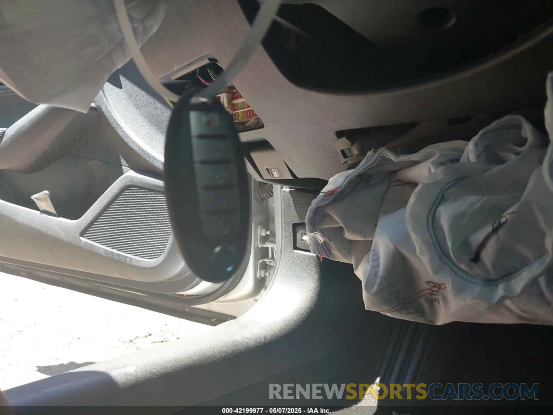 11 fotografías del automóvil dañado 1N4BL4BV0KC199817 NISSAN ALTIMA 2019