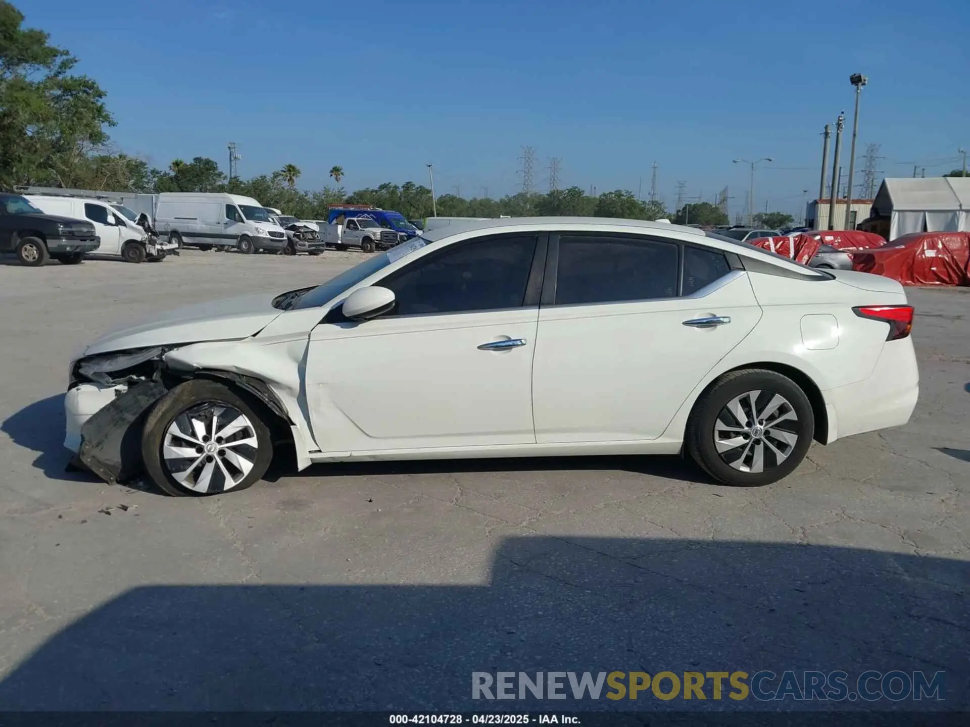 14 fotografías del automóvil dañado 1N4BL4BV0KC216700 NISSAN ALTIMA 2019