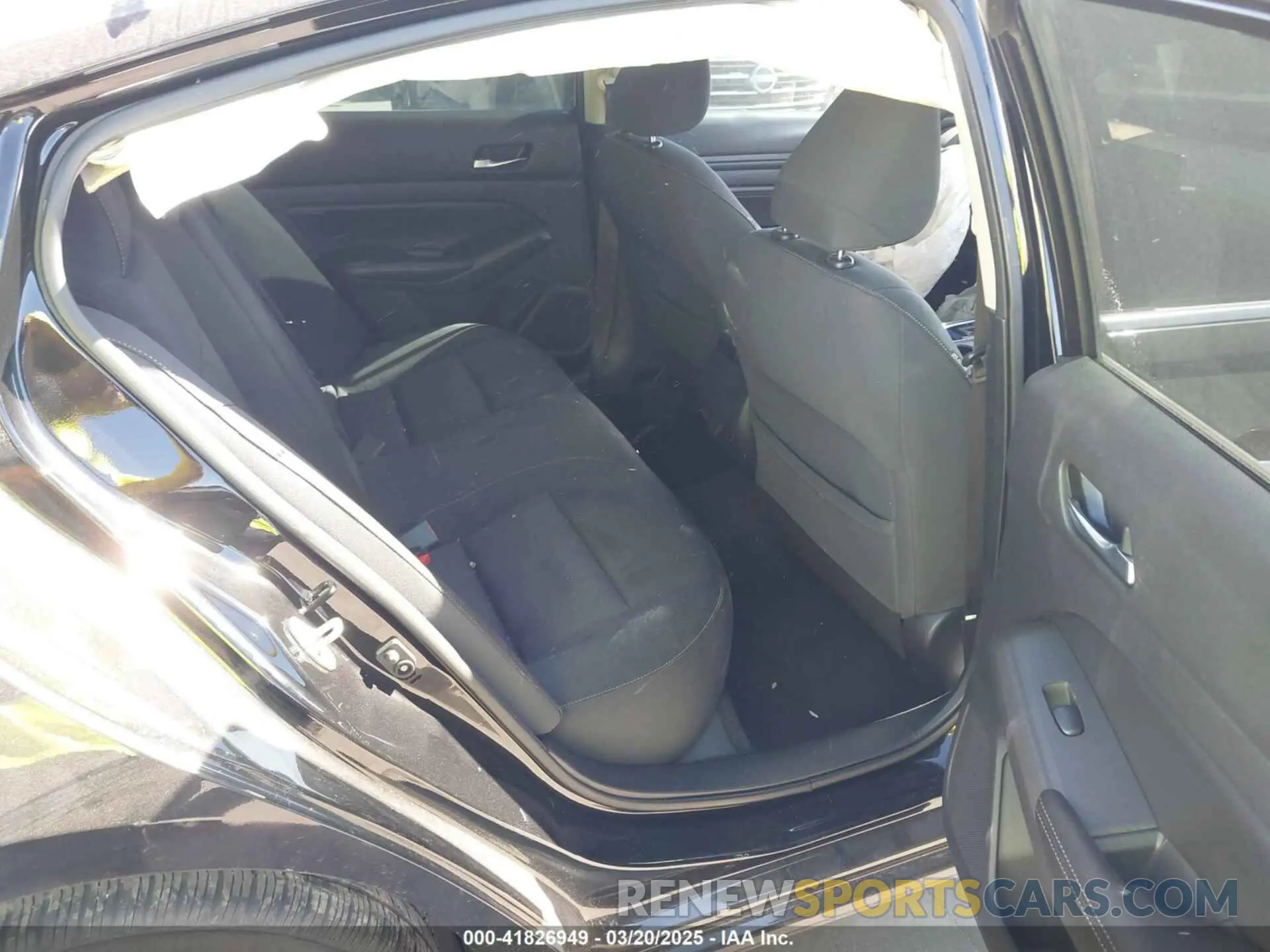 8 fotografías del automóvil dañado 1N4BL4BV0KC220973 NISSAN ALTIMA 2019