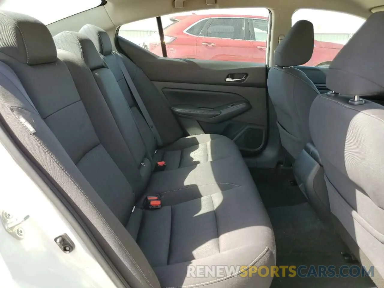 11 fotografías del automóvil dañado 1N4BL4BV0KC221332 NISSAN ALTIMA 2019