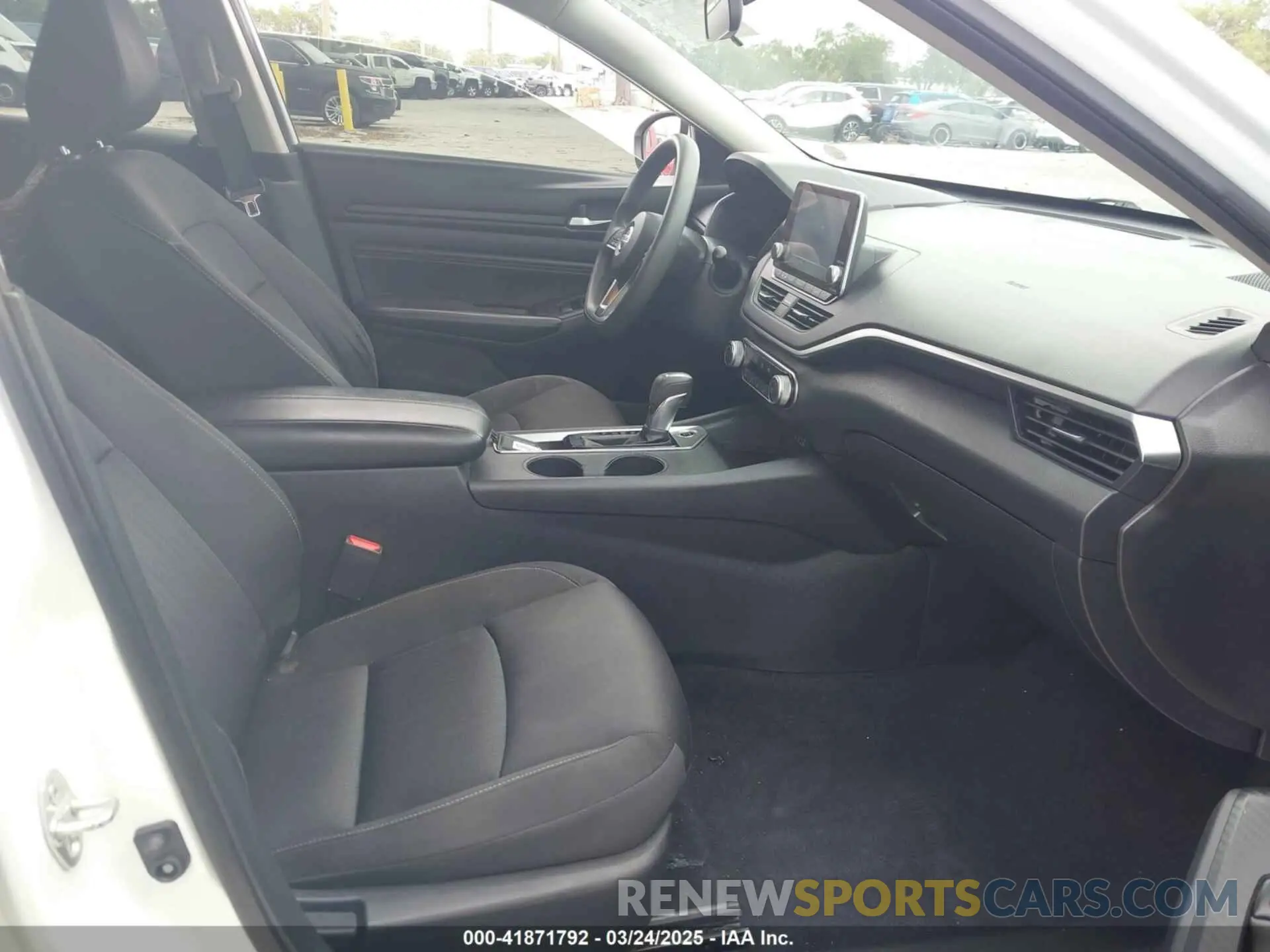 5 fotografías del automóvil dañado 1N4BL4BV0KC221623 NISSAN ALTIMA 2019