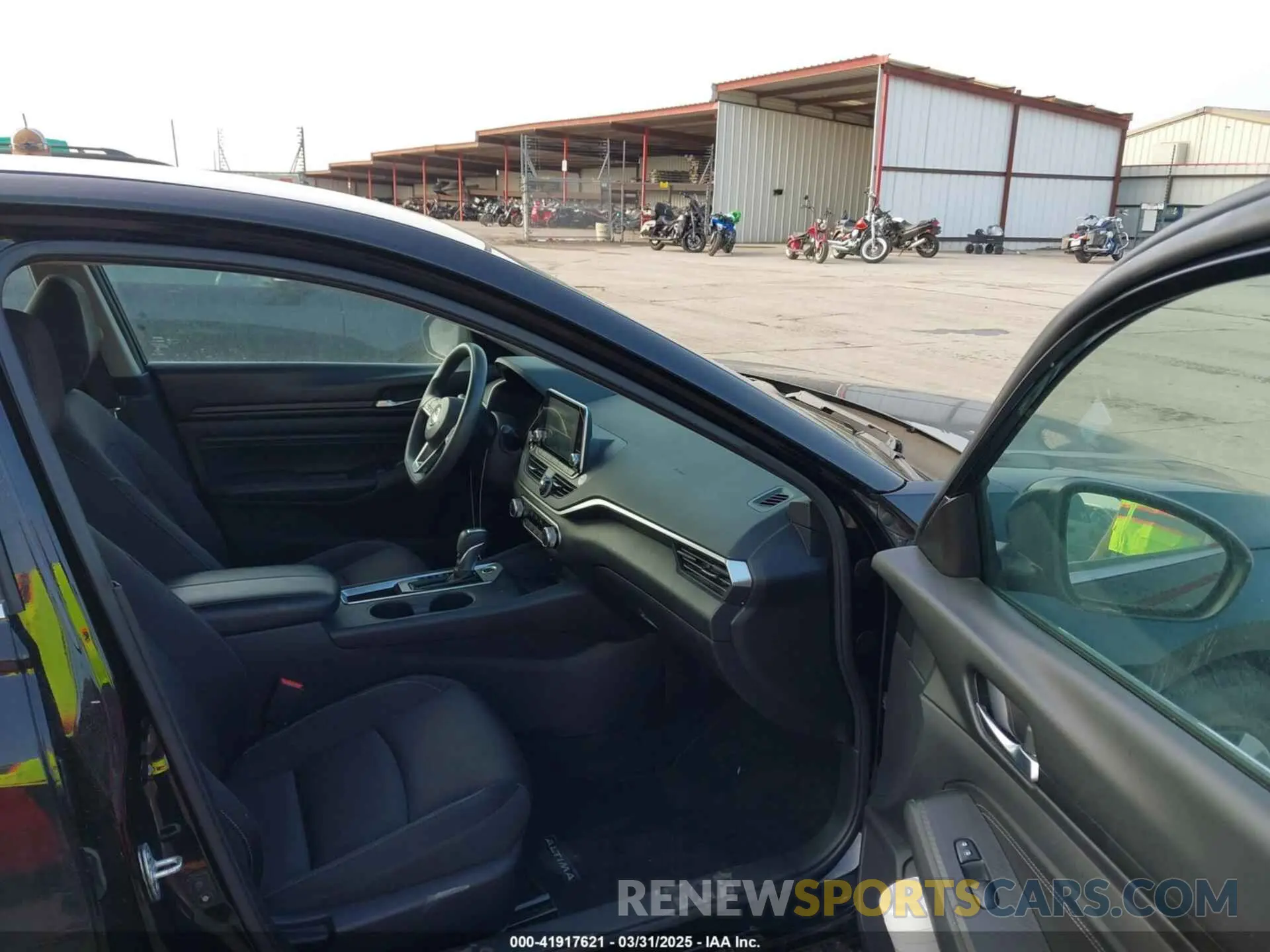 5 fotografías del automóvil dañado 1N4BL4BV0KC233402 NISSAN ALTIMA 2019