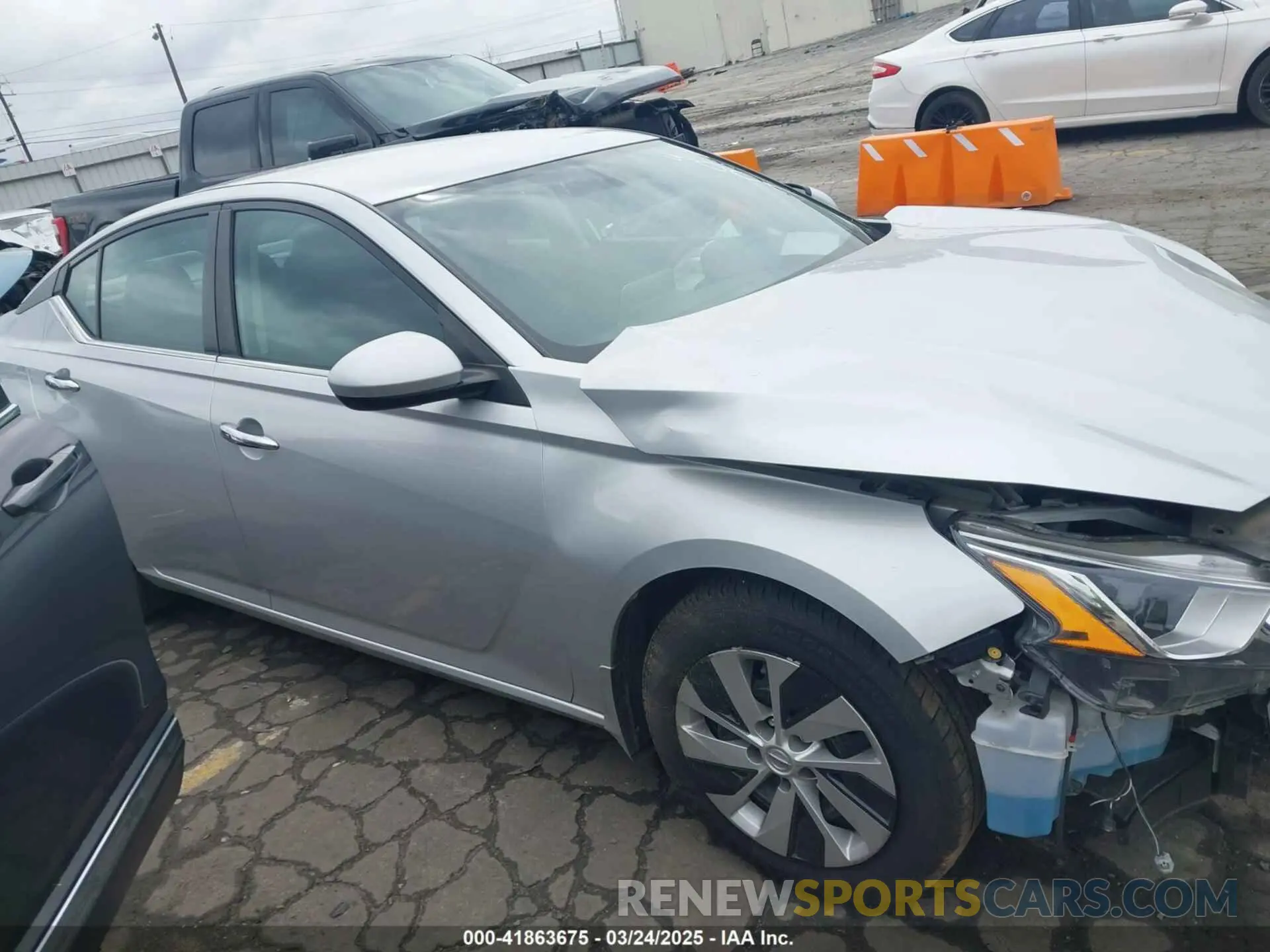 13 fotografías del automóvil dañado 1N4BL4BV0KC254007 NISSAN ALTIMA 2019