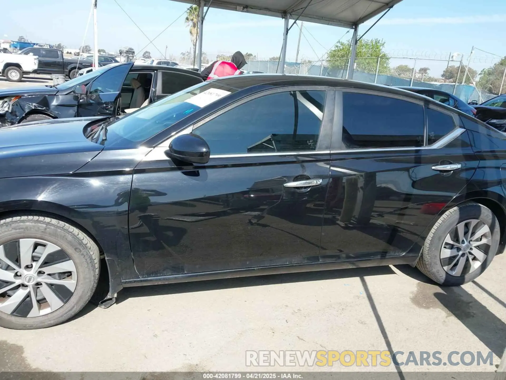 15 fotografías del automóvil dañado 1N4BL4BV0KN323816 NISSAN ALTIMA 2019