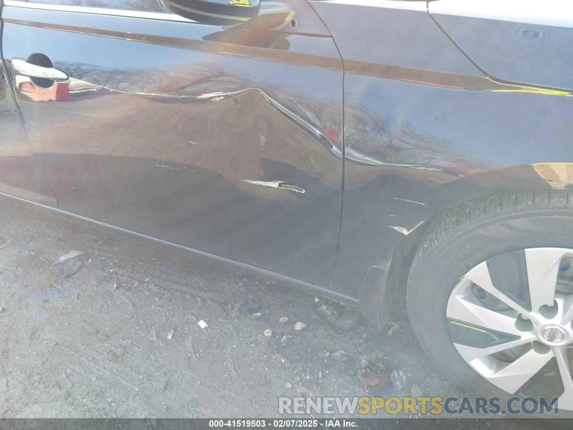 17 fotografías del automóvil dañado 1N4BL4BV0KN328384 NISSAN ALTIMA 2019