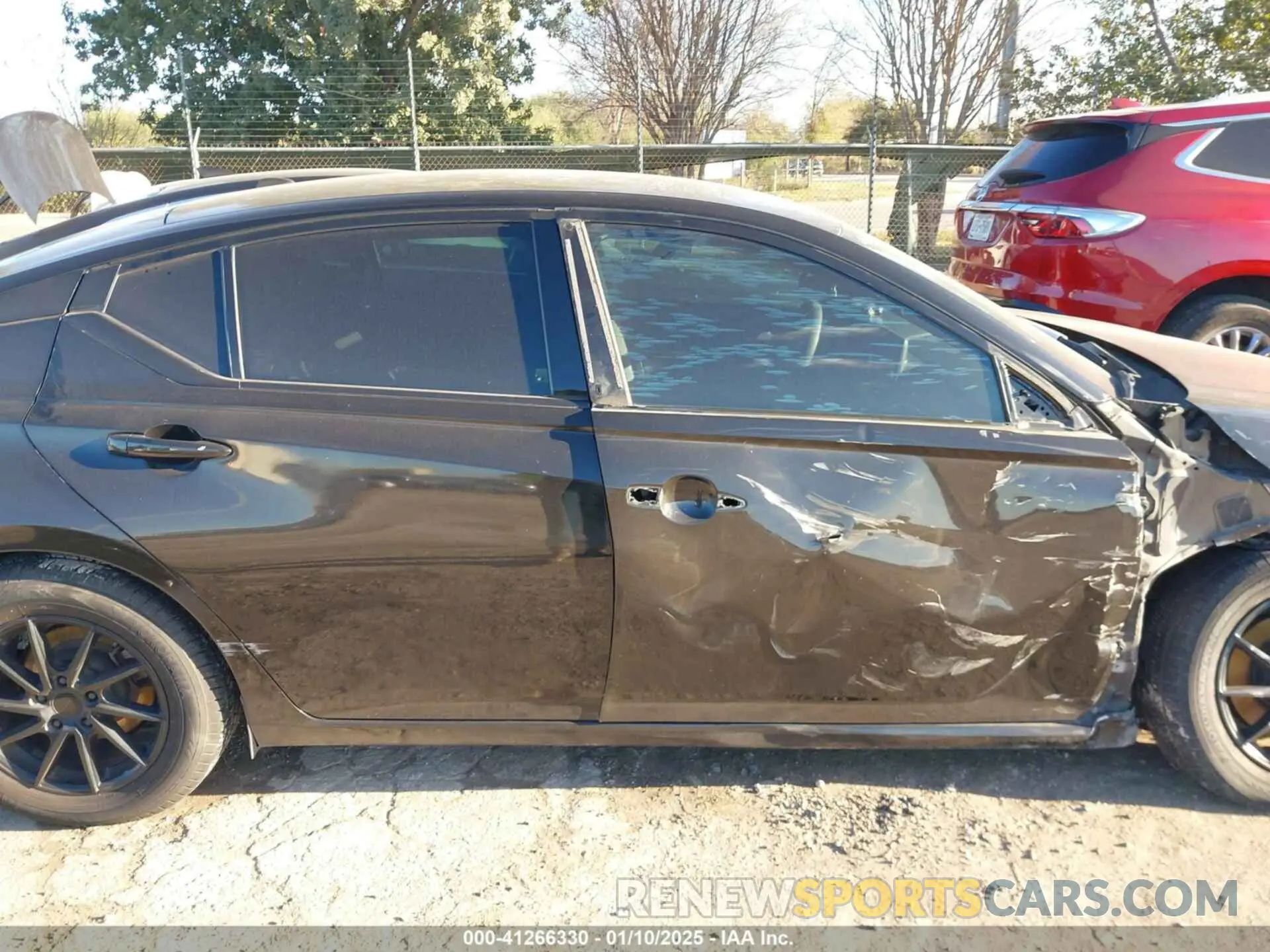 14 fotografías del automóvil dañado 1N4BL4BV1KC103953 NISSAN ALTIMA 2019