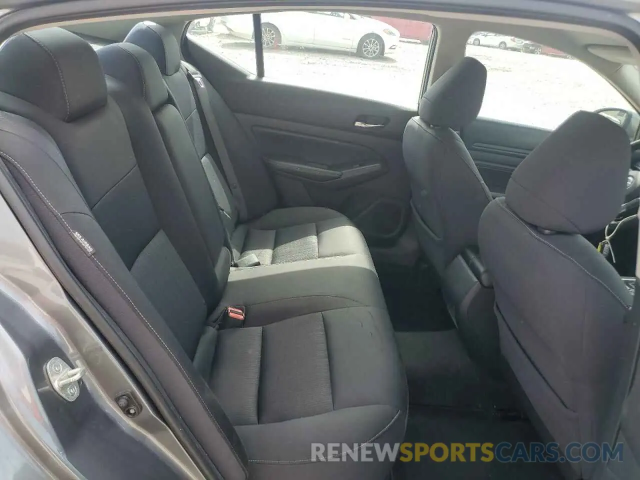 10 fotografías del automóvil dañado 1N4BL4BV1KC120588 NISSAN ALTIMA 2019